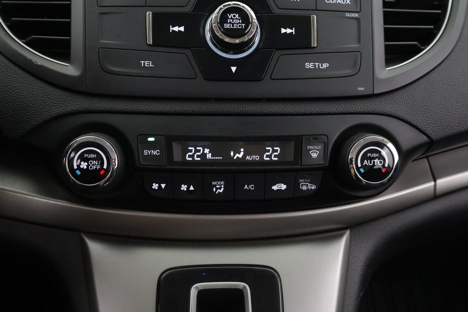 Honda CR-V 2013 Lifestyle Business AT *3-omisteinen / Vetokoukku / P-kamera / Xenon-ajovalot / Vakkari / P-tutkat / Lohkolämmitin* - *Juuri huollettu & katsastettu / Suomi-auto / 2x alut hyvillä renkailla!* - HULLU BLACKWEEK KORKOTARJOUS 2,49%