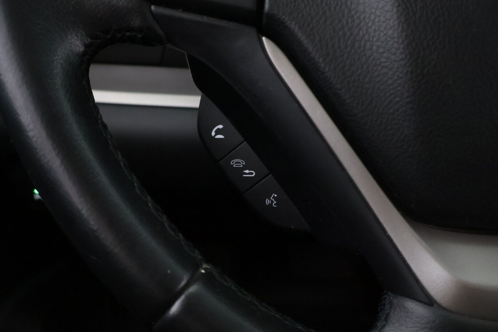 Honda CR-V 2013 Lifestyle Business AT *3-omisteinen / Vetokoukku / P-kamera / Xenon-ajovalot / Vakkari / P-tutkat / Lohkolämmitin* - *Juuri huollettu & katsastettu / Suomi-auto / 2x alut hyvillä renkailla!* - HULLU BLACKWEEK KORKOTARJOUS 2,49%