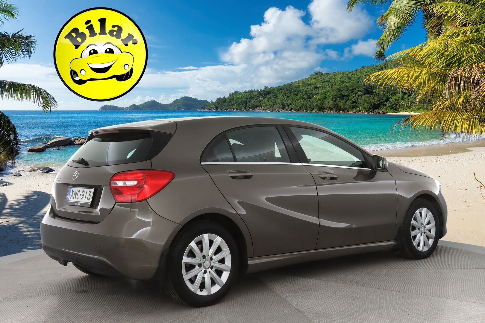 Mercedes-Benz A 2013 MERCEDES-BENZ 180 BE A - | Suomi auto | Vakkari | Puolinahat | Kahdet renkaat vanteilla | Huoltokirja | Bluetooth | Metalliväri | 