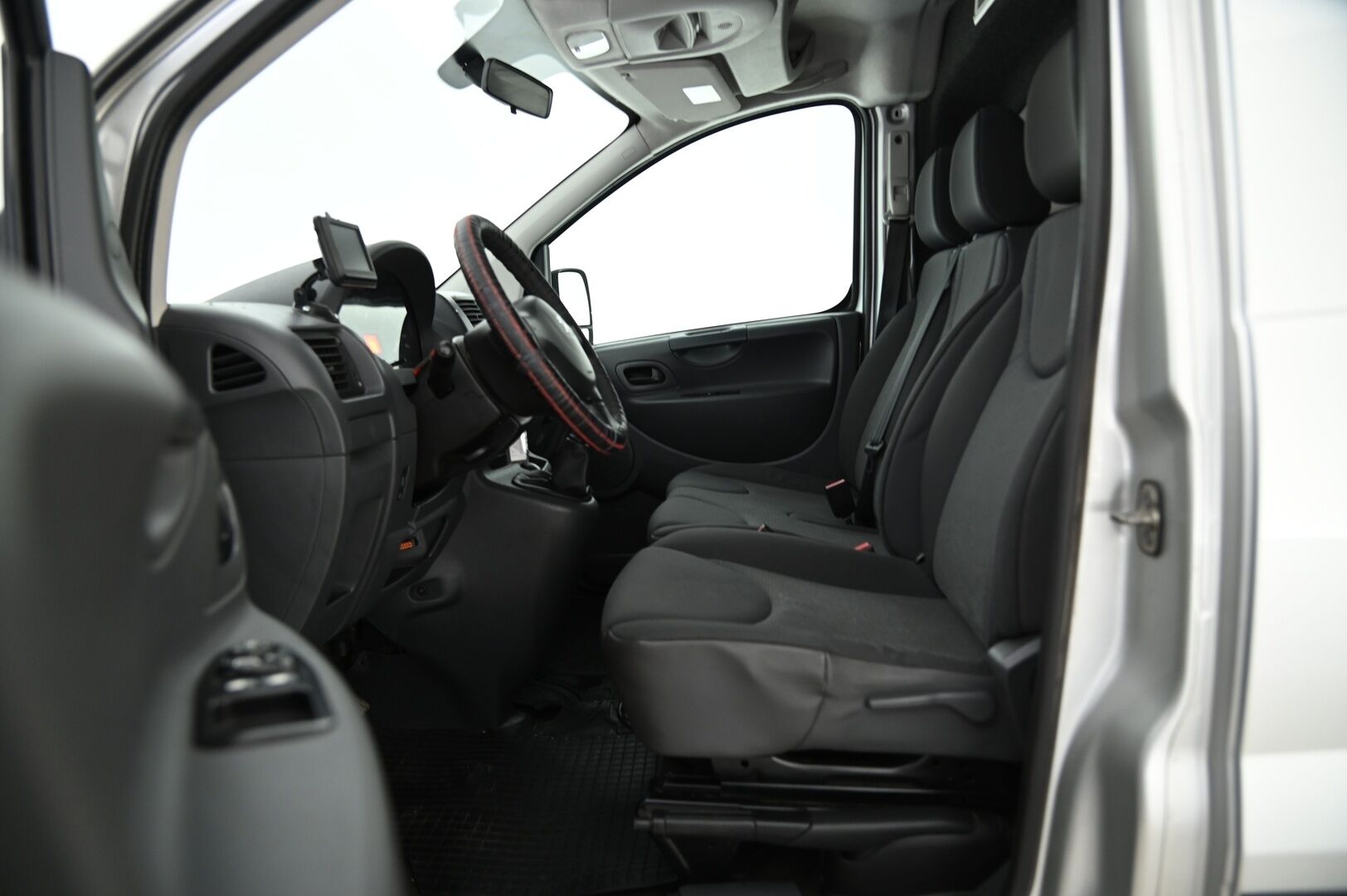 Peugeot Expert 2014 L2H1 1,6 HDi 90 FAP  *Suomi-auto / Vetokoukku / Lohkolämmitin / Juuri katsastettu / Kahdet renkaat - Pitkä malli taloudellisella ja kestävällä moottorilla! Uudet kesärenkaat!