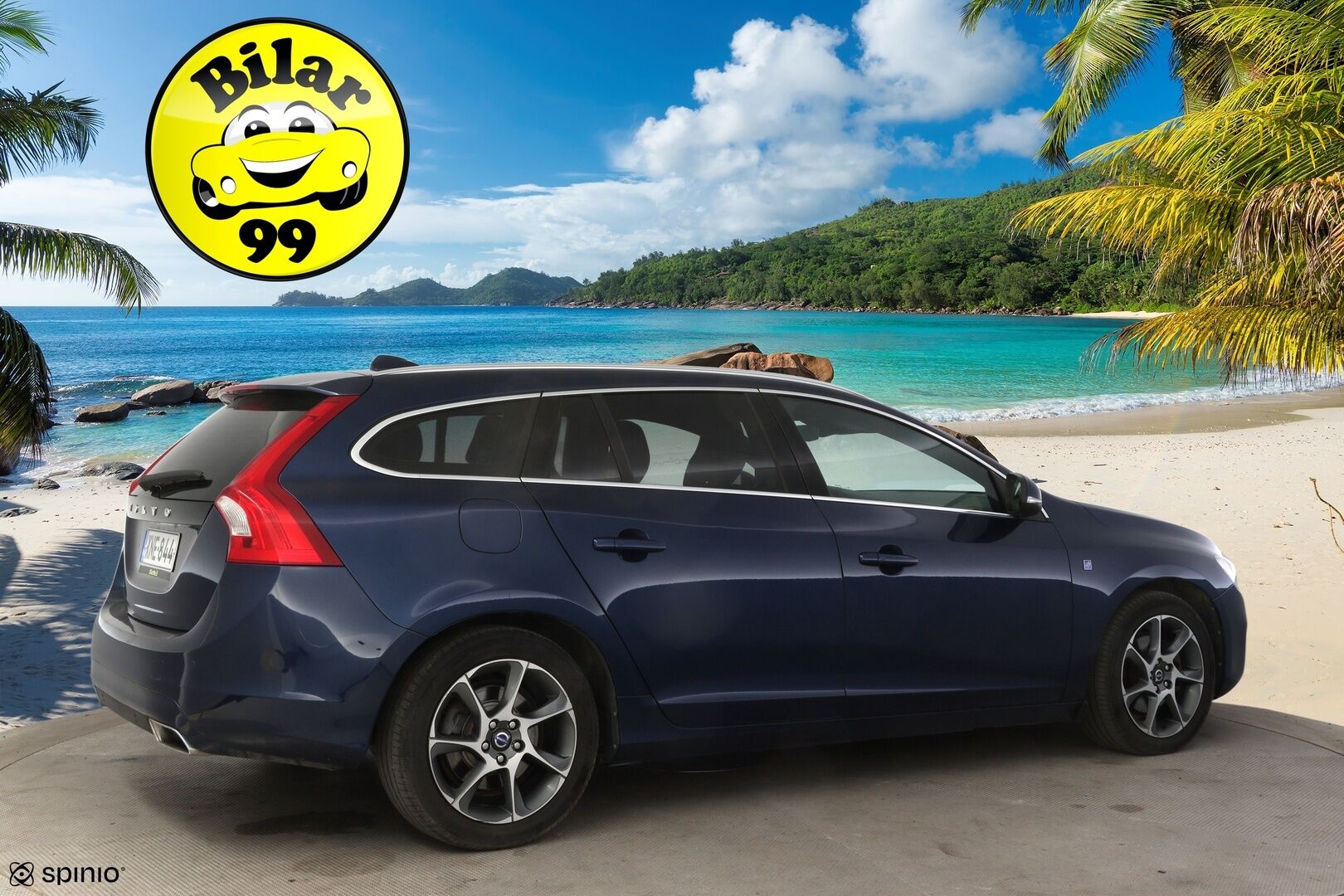 Volvo V60 2015 D4 Ocean Race Business aut * Vakkari / Navi / P-Lämmitin / Blis / Kaistavahti * - * Siisti / Kahdet renkaat Volvon alumiinivanteilla / Suomi-auto *