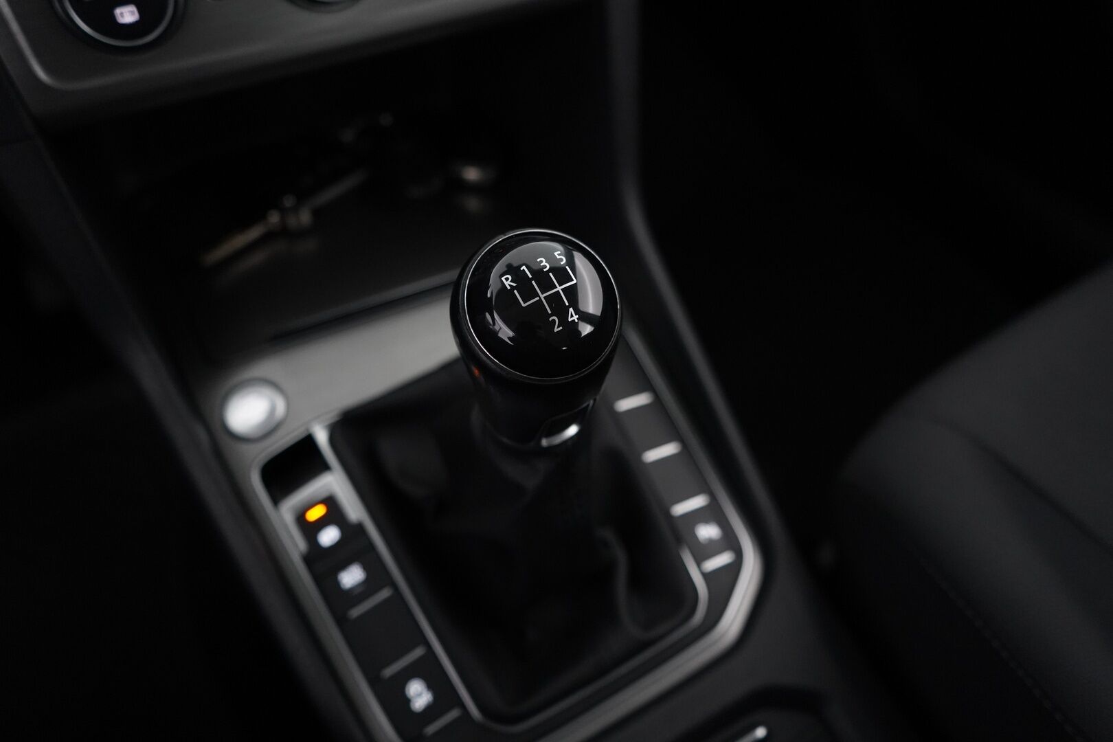 Volkswagen Golf Sportsvan 2015 1.2 TSI Comfortline 63 kW (85 hv) BlueMotion Technology *Webasto / Tutkat / Ratinlämmitin / Keylessgo / Vakkari* - KATSO KAMPANJAHINTA!! / Suomi-auto / Viimeisin huolto 123tkm / Kahdet vanteet / Seuraava katsastus 7.9.2026 - Osta nyt, maksa vasta ensi vuonna