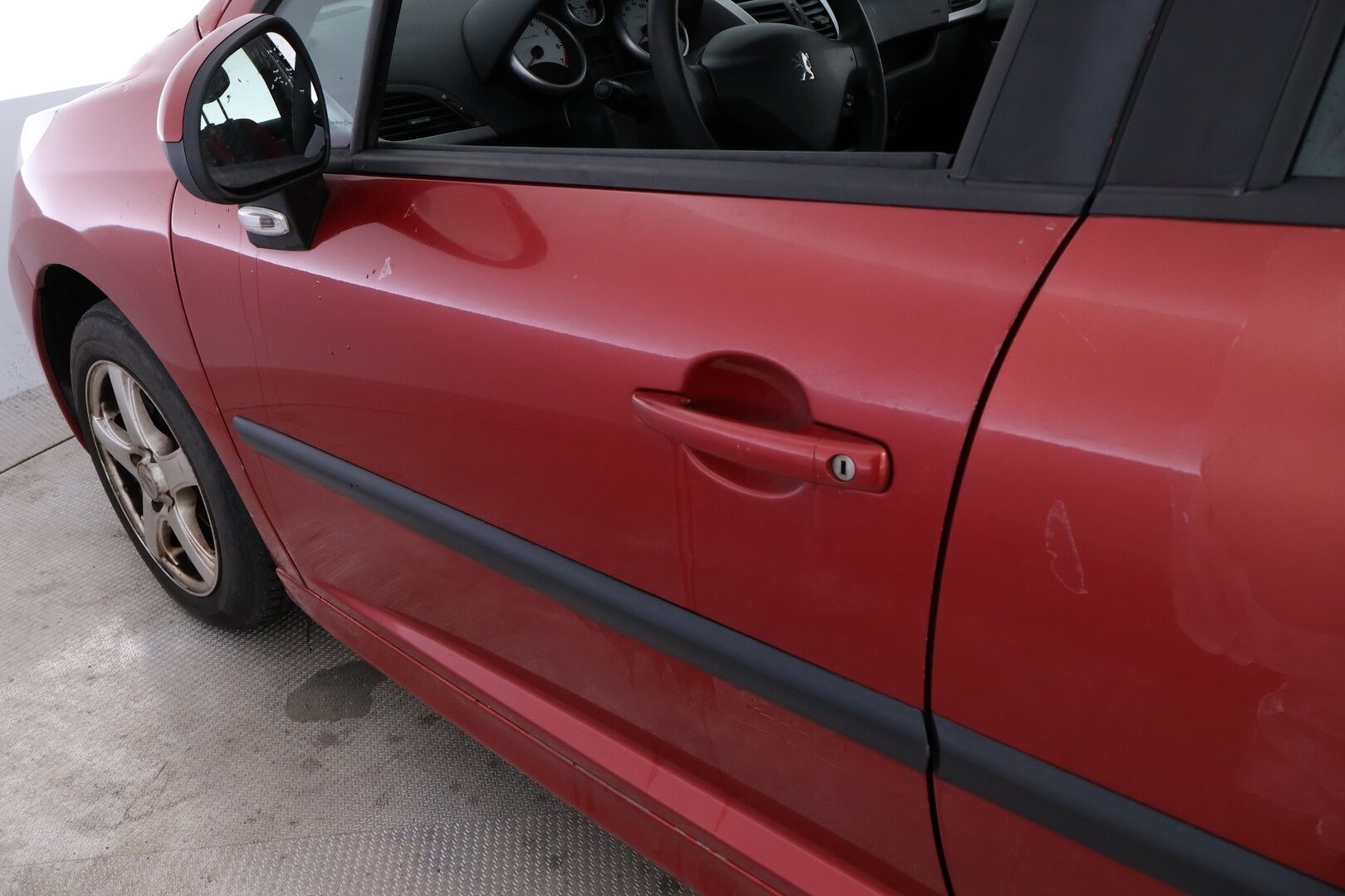 Peugeot 207 2006 MYYDÄÄN HUUTOKAUPAT.COM! - MYYDÄÄNHUUTOKAUPAT.COM 