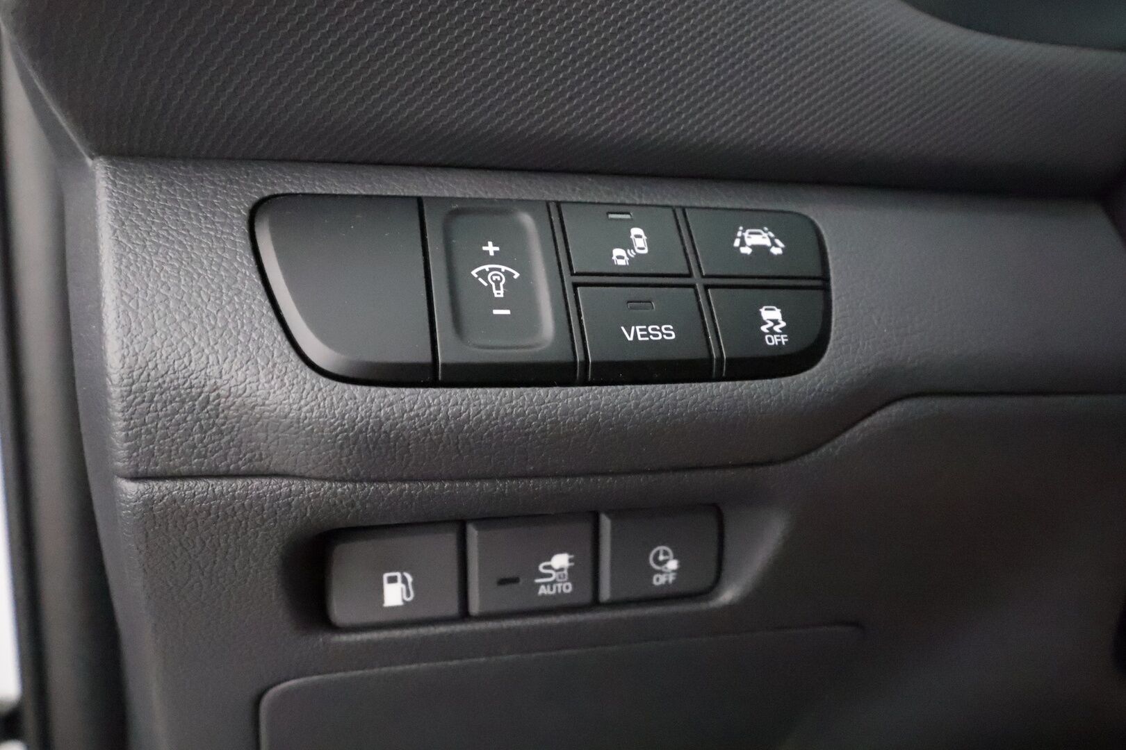 Hyundai IONIQ plug-in 2018 DCT Style - | SCC | Lohko | P.Kamera | Muistipenkki | LED | Ilmastoidut Nahat | Keyless | Apple&Android | Suomi-auto | Kahdet Renkaat |