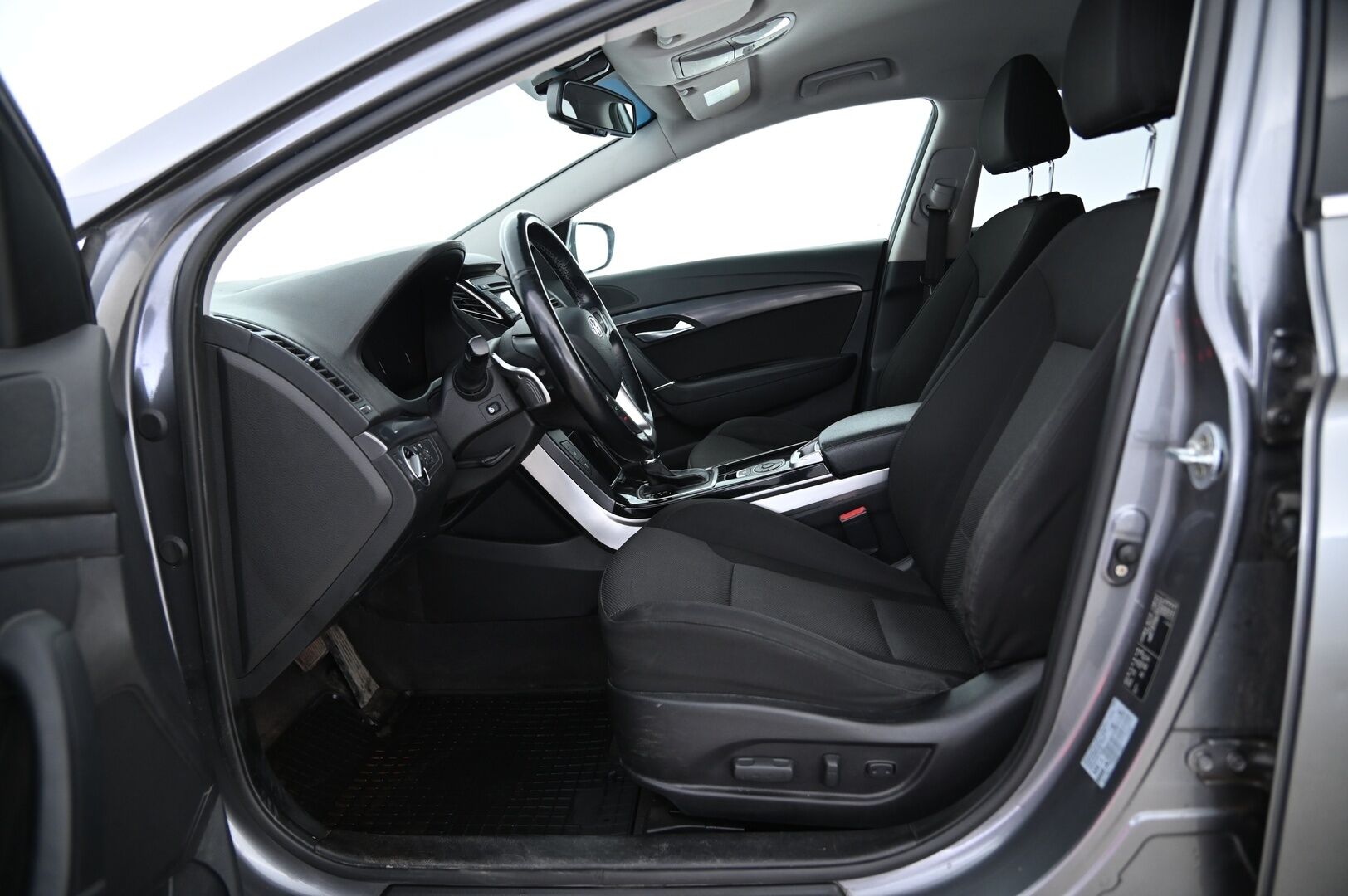 Hyundai i40 Wagon 2015 2,0 GDI 6AT Comfort Plus - 3,99% KORKOTARJOUS TÄHÄN AUTOON 21.9. ASTI - MYYDÄÄN HUUTOKAUPAT.COM