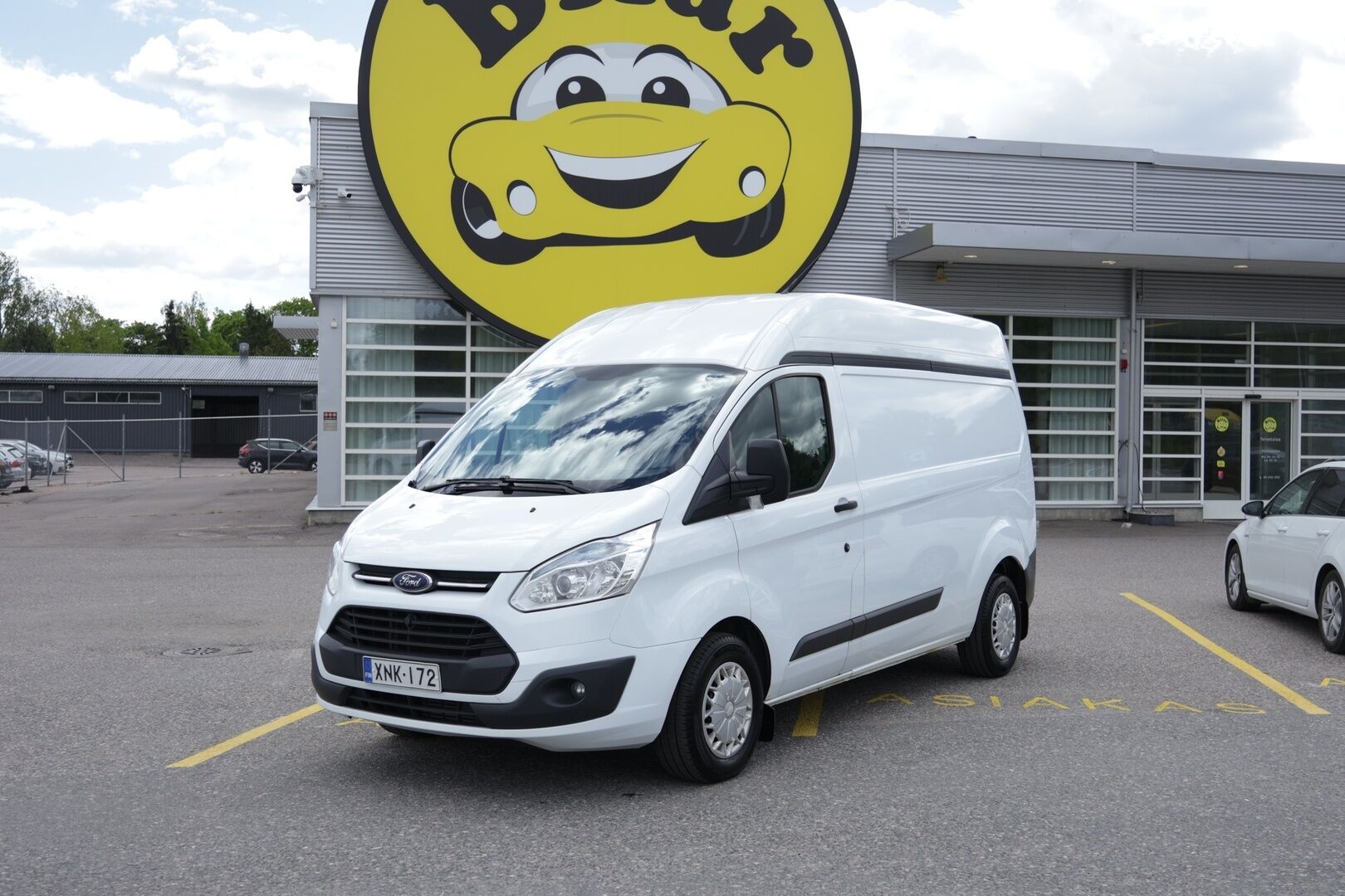 Ford Transit Custom 2014 310 2,2TDCi 100 hv Trend M6 Van N1 L2H2 FWD - | Webasto! | Koukku! | Parketti-Lattia! | 2x Renkaat! | Huippu Yksillö! |