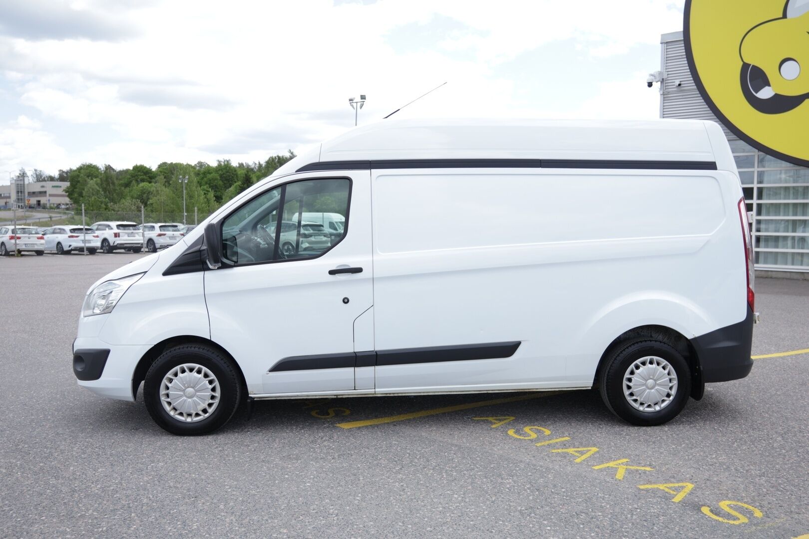 Ford Transit Custom 2014 310 2,2TDCi 100 hv Trend M6 Van N1 L2H2 FWD - | Webasto! | Koukku! | Parketti-Lattia! | 2x Renkaat! | Huippu Yksillö! |
