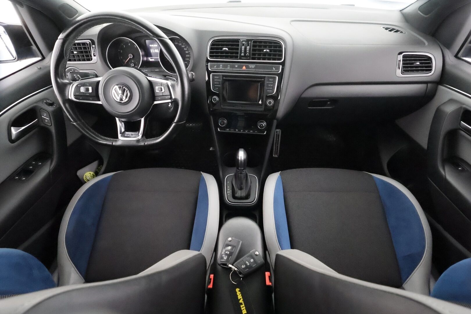 Volkswagen Polo 2015 BlueGT 1,4 TSI 110 kW (150 hv) ACT DSG-automaatti 4-ovinen - | Lasikattoluukku | Lohko&Sisätilanlämmitin | Xenon | Vakkari | Bluetooth | Penkinlämmittimet | Suomi-auto | 
