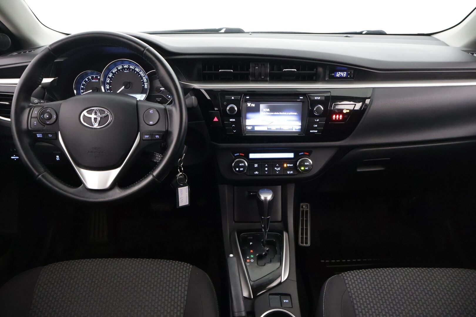 Toyota Corolla 2014 1,6 Valvematic Active Multidrive S *Suomi-auto / Lohkolämmitin / Vakkari* - HULLUT AVAJAISHULINAT KORKOTARJOUS 3,29 %