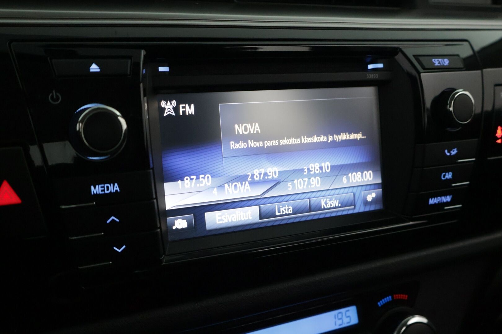 Toyota Corolla 2014 1,6 Valvematic Active Multidrive S *Suomi-auto / Lohkolämmitin / Vakkari* - HULLUT AVAJAISHULINAT KORKOTARJOUS 3,29 %