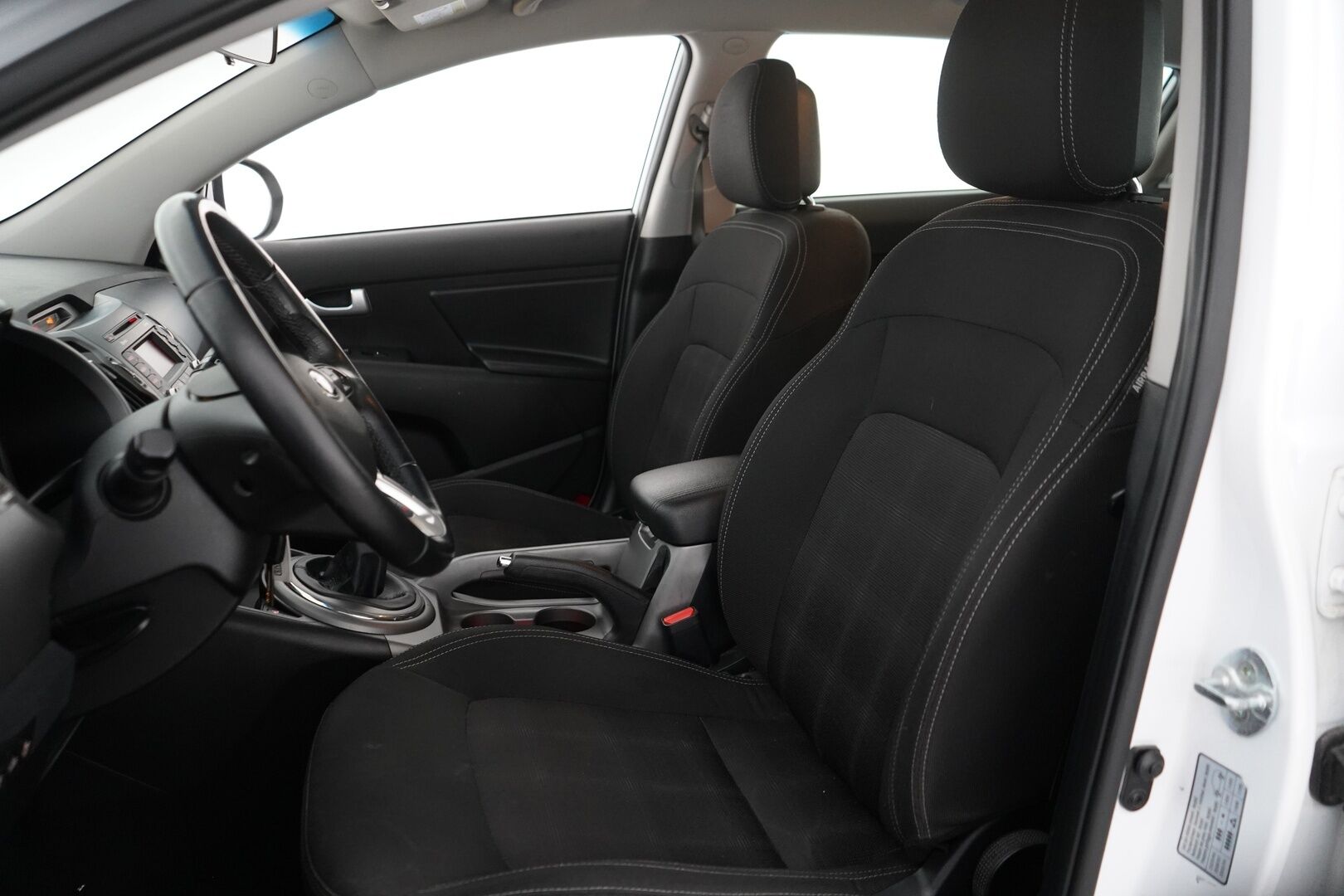 Kia Sportage 2014 1,6 ISG Urban LX EcoDynamics - Vetokoukku / Suomi-auto / Vakionopeudensäädin / Bluetooth 