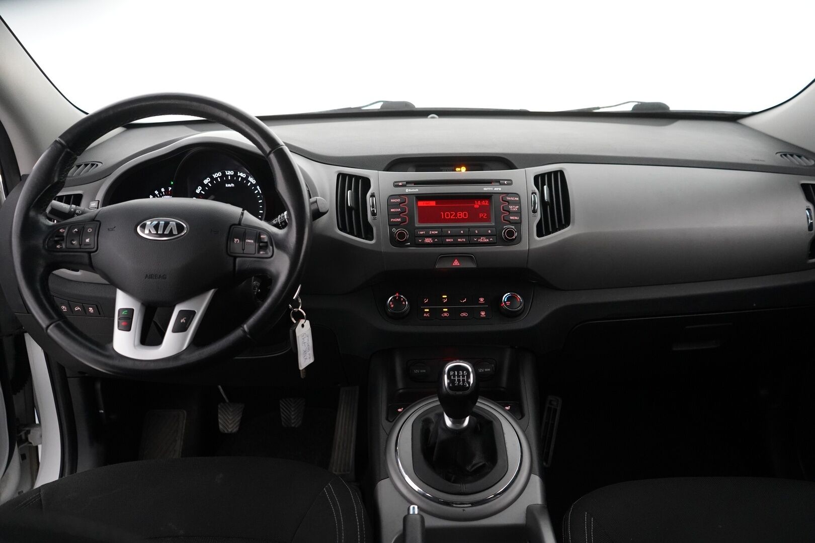 Kia Sportage 2014 1,6 ISG Urban LX EcoDynamics - Vetokoukku / Suomi-auto / Vakionopeudensäädin / Bluetooth 