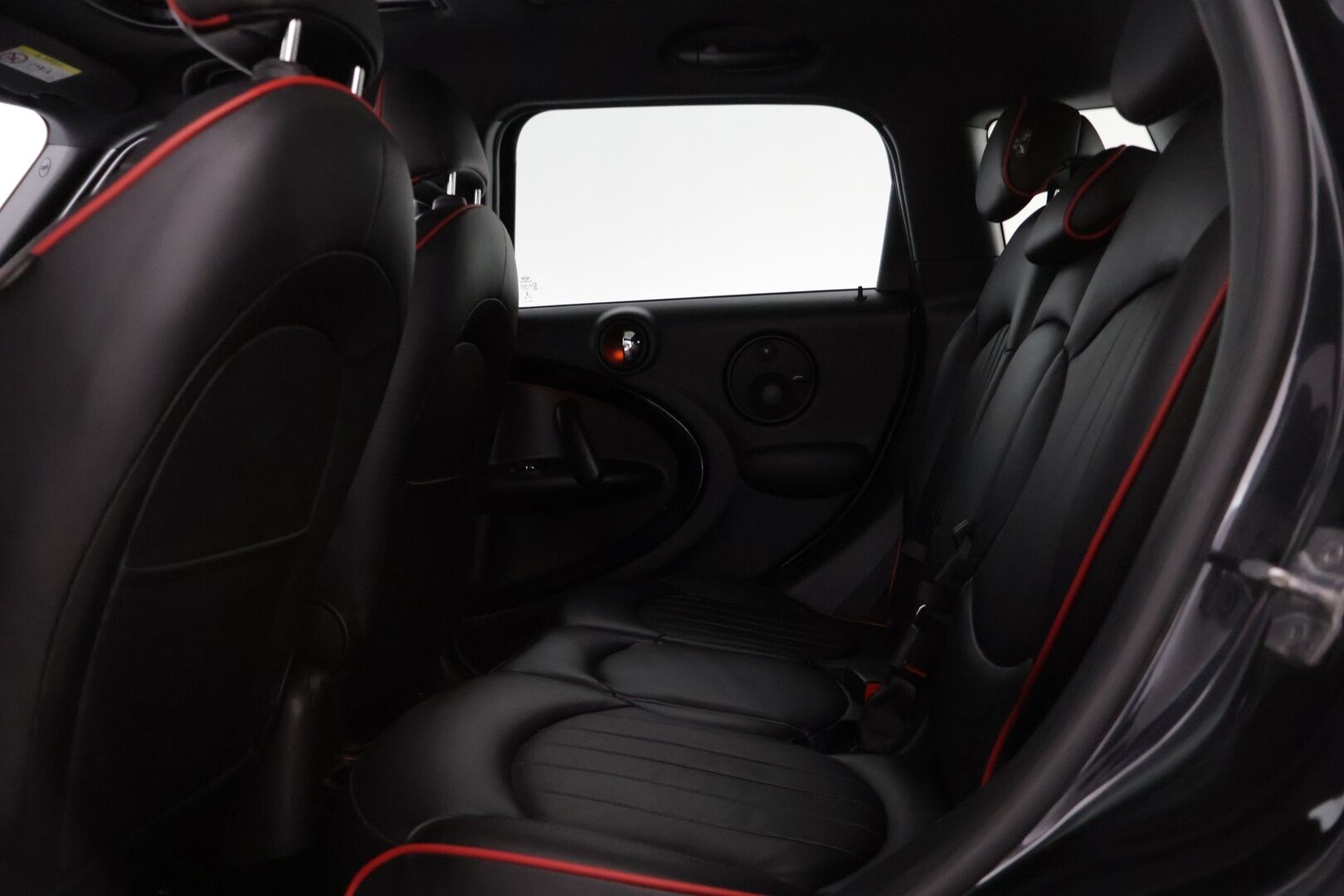 MINI Countryman 2015 John Cooper Works ALL4 A Sport Lane* Harman/Kardon / Nahkapenkit / Panorama / Musta sisäkatto * - * Sporttinen neliveto JCW Mini todella hyvällä huoltohistorialla! Ketju vaihdettu ennakoivasti! *