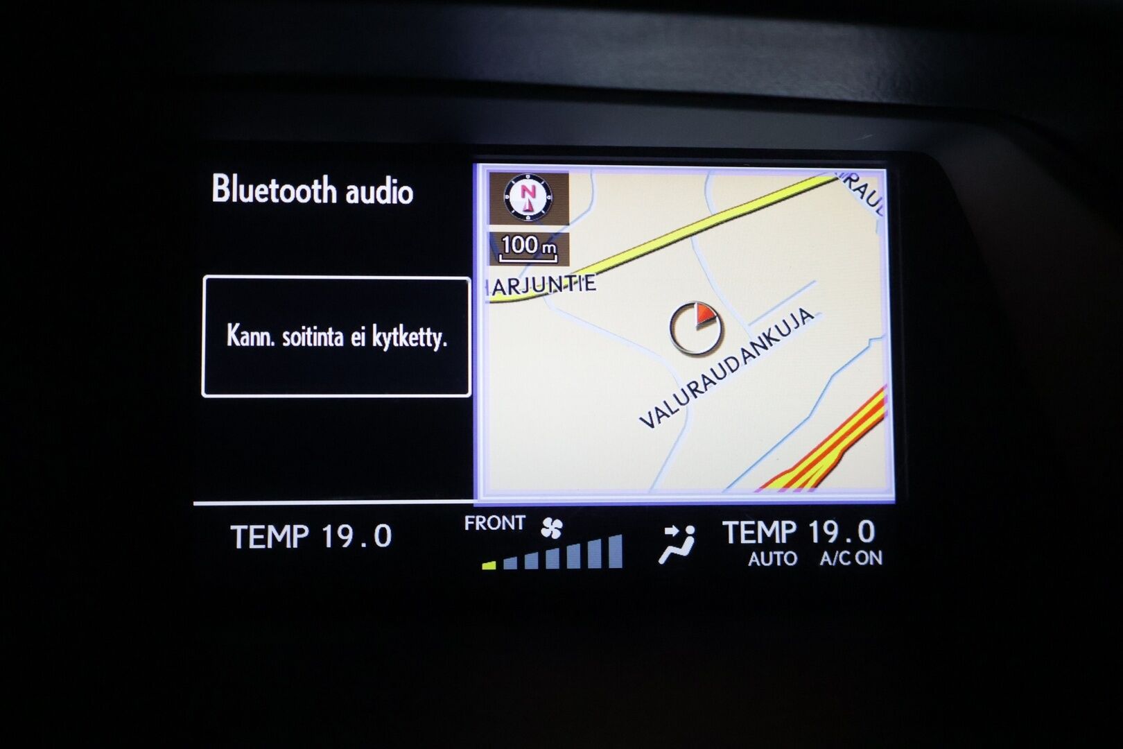 Lexus RX 2013 450h Hybrid 4WD A - | Facelift | Keyless-Go | Lohkolämmitin | P.kamera | Muistipenkki | Bluetooth-audio | Vetokoukku | 