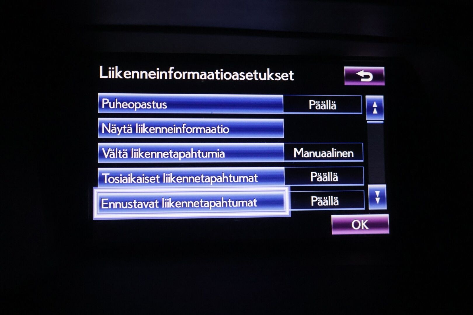 Lexus RX 2013 450h Hybrid 4WD A - | Facelift | Keyless-Go | Lohkolämmitin | P.kamera | Muistipenkki | Bluetooth-audio | Vetokoukku | 