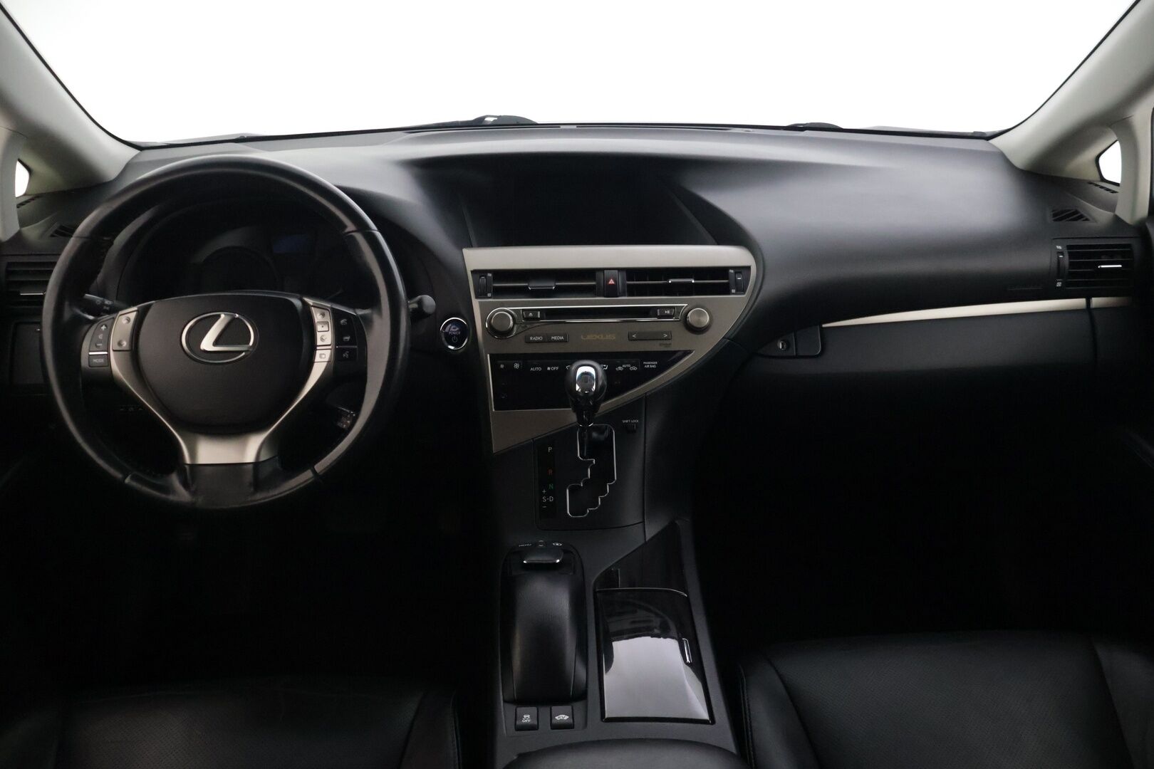 Lexus RX 2013 450h Hybrid 4WD A - | Facelift | Keyless-Go | Lohkolämmitin | P.kamera | Muistipenkki | Bluetooth-audio | Vetokoukku | 