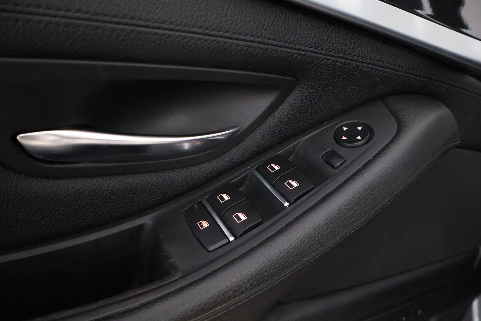 BMW 520 2012 d aut TwinPower Turbo F10 Sedan - Webasto / Nelipyöräohjaus / HiFi / Professional Navi / Muistipenkki / Sporttipenkit / Poikkeukselliset Varusteet! - Osta nyt, maksa vasta ensi vuonna