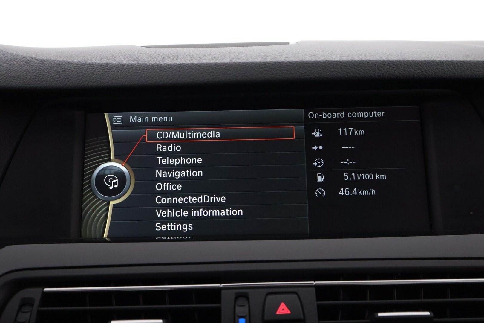 BMW 520 2011 TwinPower Turbo A F10 Sedan Luxury Automatic - Webasto / Nelipyöräohjaus / HiFi / Professional Navi / Muistipenkki / Sporttipenkit / Poikkeukselliset Varusteet!