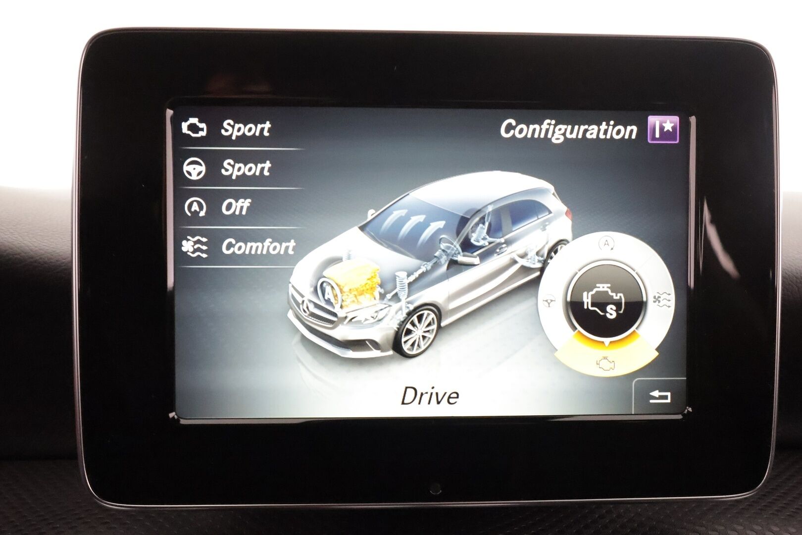 Mercedes-Benz A 2016 160 Premium Business Style Package - | Facelift | Sporttipenkit | Puolinahat | LED | IHC | P.kamera | Dynamic Select | Bluetooth | Törmäyksenestoavustin | 2x renkaat aluin | 