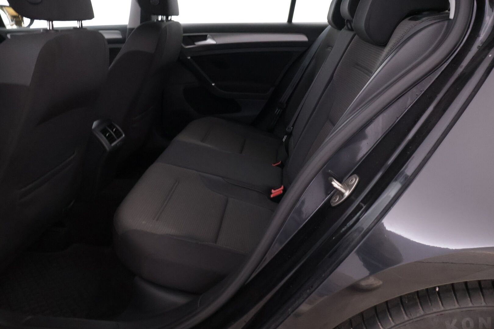 Volkswagen Golf 2016 Comfortline 1,0 TSI 85 kW (115 hv) Bluemotion DSG-automaatti - | Ilmastointi | Vakkari | Bluetooth | Lohko+ sisätilanlämmitin | - KORKO VAIN 3,99 %