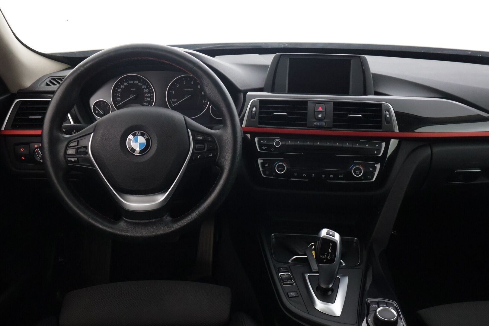BMW 320 Gran Turismo 2017 F34 Gran Turismo 320i A xDrive Business Sport LCI * Webasto / LED / Vakkari / Puolnahka Sport / Ratin Lämmitys * - LCI / Facelift, Webasto - Hyvin pidetty ja juuri huollettu, kahdet renkaat aluilla!