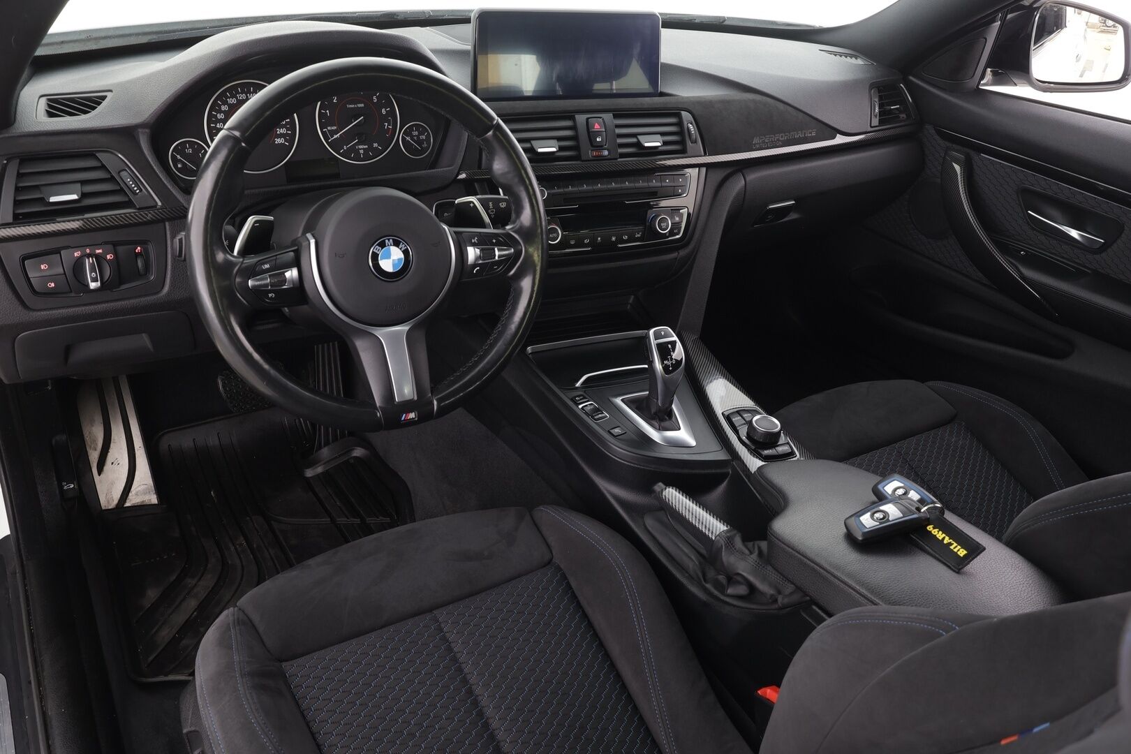 BMW 430 2017 F32 Coupe 430i A xDrive Business M Sport * Xenon / Sportpenkki Muistilla / P.Tutkat / Vakkari / Bluetooth / Koukku * - HiFi / Suomi-auto / Kahdet renkaat aluvanteilla