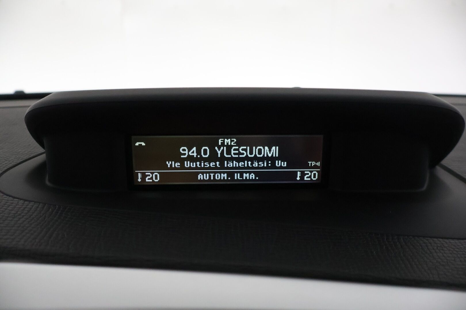Volvo XC60 2008 2,4D AWD Summum - YritysOutlet - Myydään vain yrityksille - - Lohko | Sähkösäätöinen kuljettajan istuin muistilla | Koukku | KeyLessGo |  Vakkari | Kaistavahti | Blis | Nahkasisusta | P.tutkat | Penkinlämmittimet edessä ja takana | 