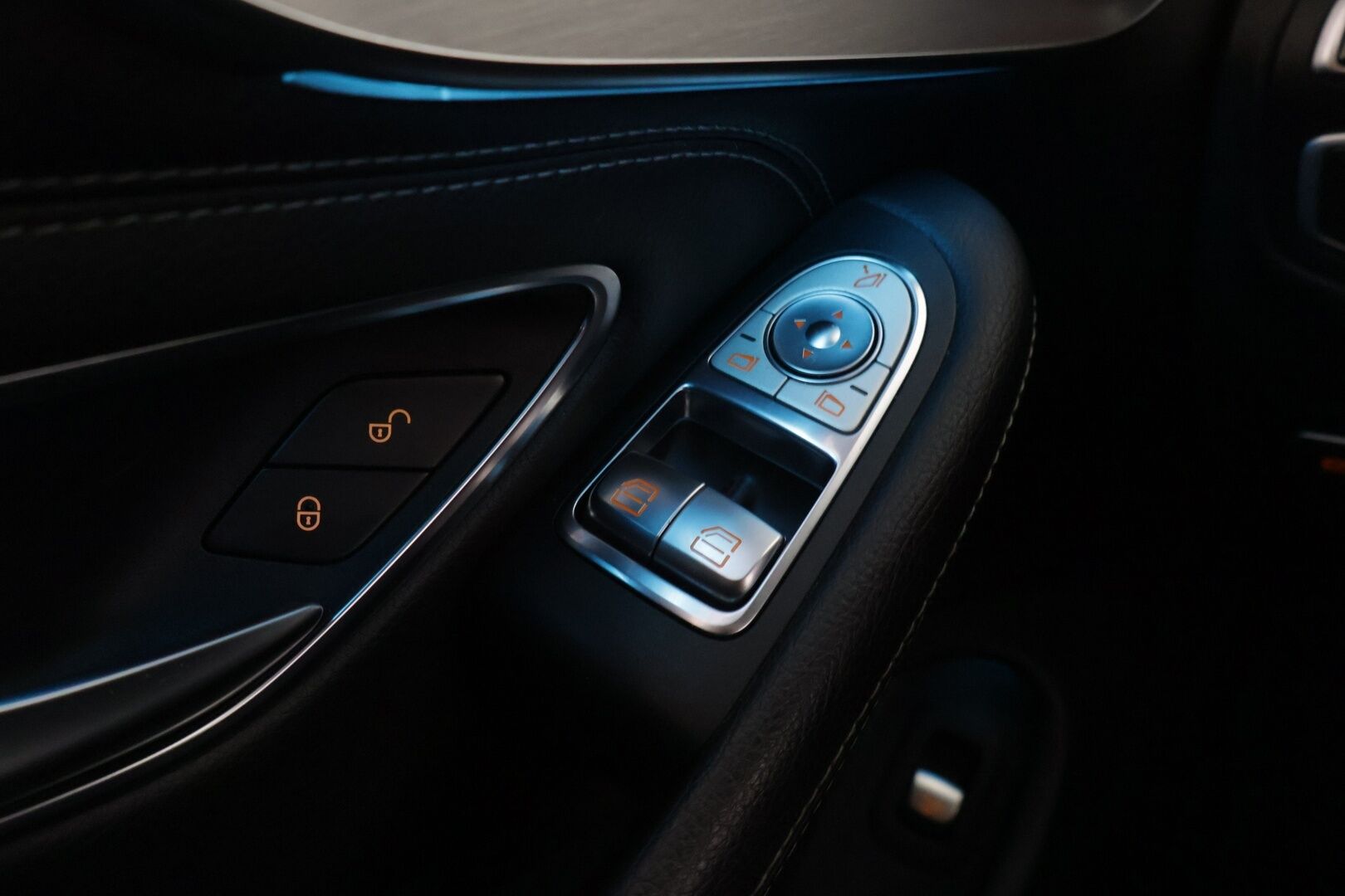 Mercedes-Benz C 2016 250 d Coupé A Business AMG *Distronic + / Panorama / Juuri saapunut* - *Tehokkaampi kone  / Juuri huollettu / Näyttävä*