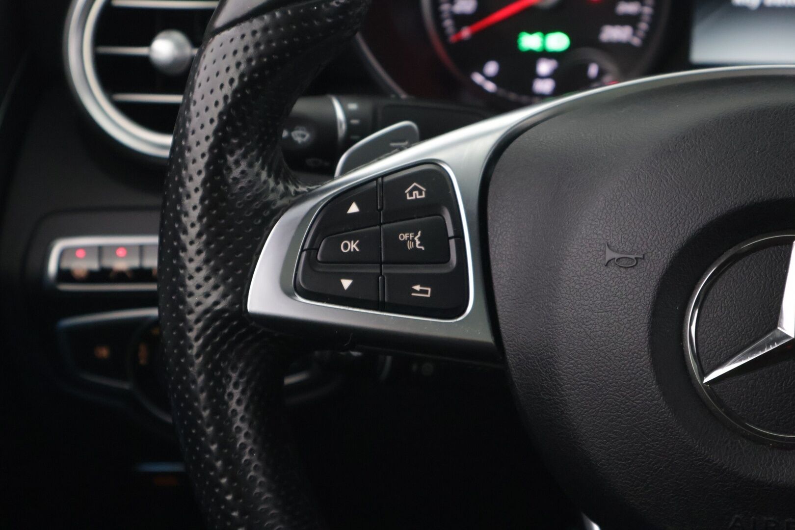 Mercedes-Benz C 2016 250 d Coupé A Business AMG *Distronic + / Panorama / Juuri saapunut* - *Tehokkaampi kone  / Juuri huollettu / Näyttävä*