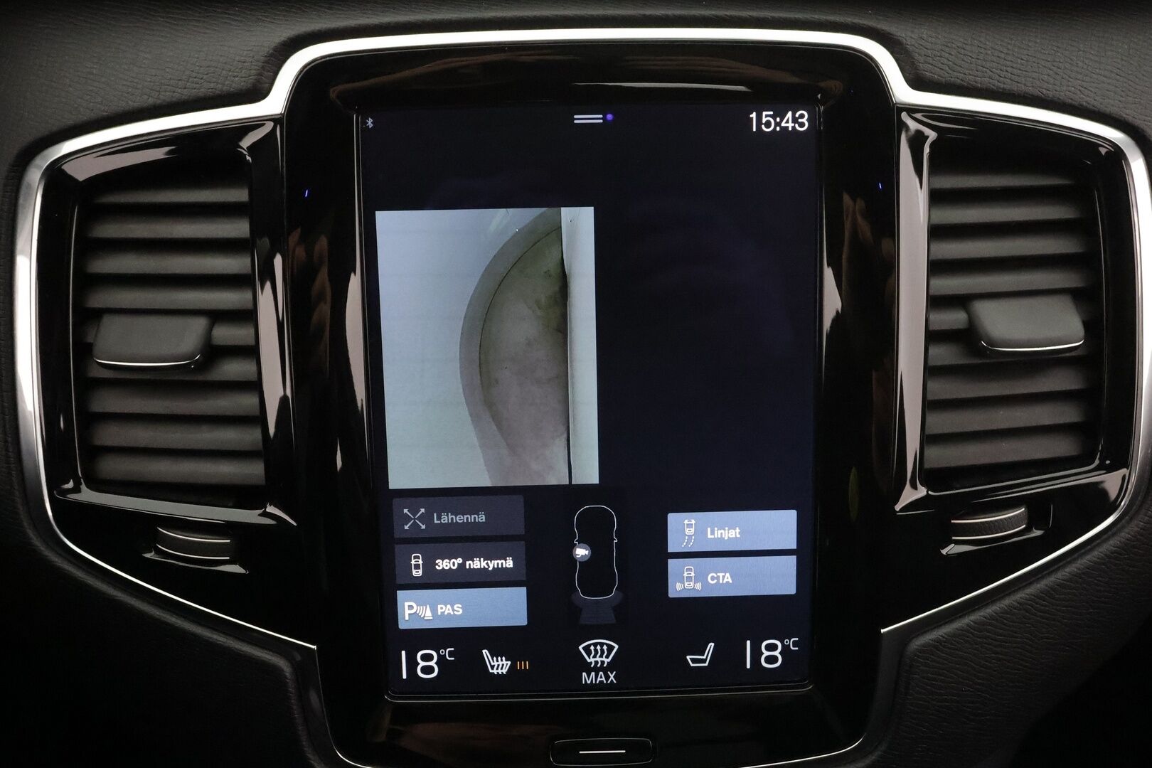 Volvo XC90 2017 T8 Twin Engine AWD R-Design aut 7-P * Webasto / Koukku / ACC / Full-LED / 360 / Sportpenkit Muistilla / Navi * - Panorama / Akku kuntotarkastettu SoH 93,2% / Kahdet renkaat aluvanteilla / 2x Latauskaapelit / Suomi-auto