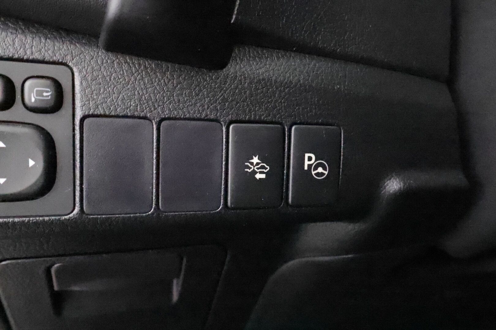 Toyota Corolla 2017 1,6 Valvematic Premium Multidrive S 4ov - | Puolinahat | LED | P.kamera ja tutkat | Navi | Bluetooth | Keyless | Kaistavahti | RSA | PCS | Lohko + sisälämmitin | Vakkari | 2x renkaat aluin | Huoltokirja | 