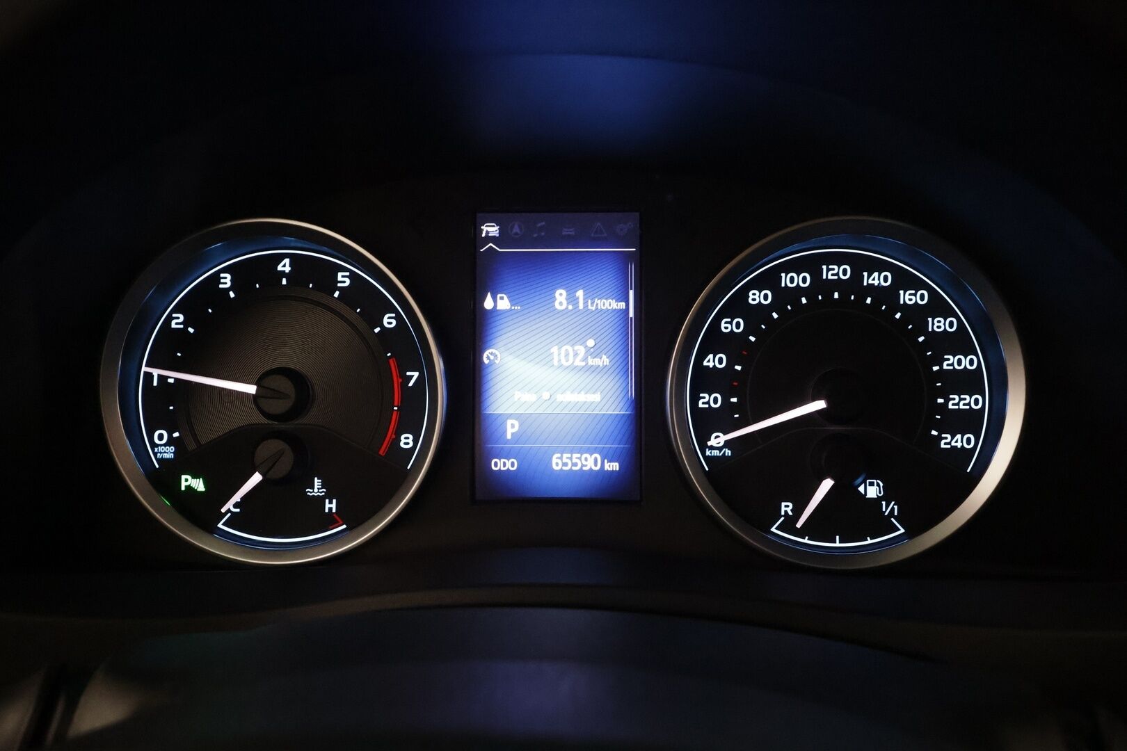 Toyota Corolla 2017 1,6 Valvematic Premium Multidrive S 4ov - | Puolinahat | LED | P.kamera ja tutkat | Navi | Bluetooth | Keyless | Kaistavahti | RSA | PCS | Lohko + sisälämmitin | Vakkari | 2x renkaat aluin | Huoltokirja | 