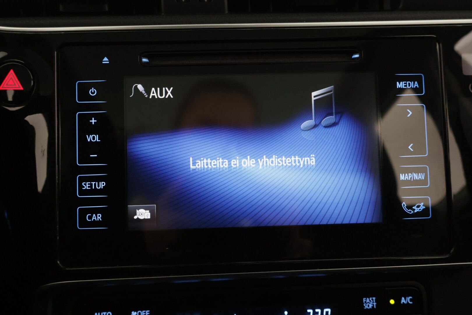 Toyota Auris 2016 Touring Sports 1,8 Hybrid Premium - *LED/Lasikatto/Tutkat/P.kamera/Keyless/Nahat*