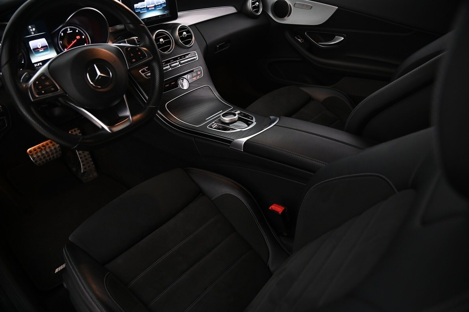 Mercedes-Benz C 2016 220 d Coupe A Business AMG * Nahka-alcantara / Sporttipenkit / ILS / Lohkolämmitin * - Suomi-auto / Juuri huollettu / Kahdet vanteet