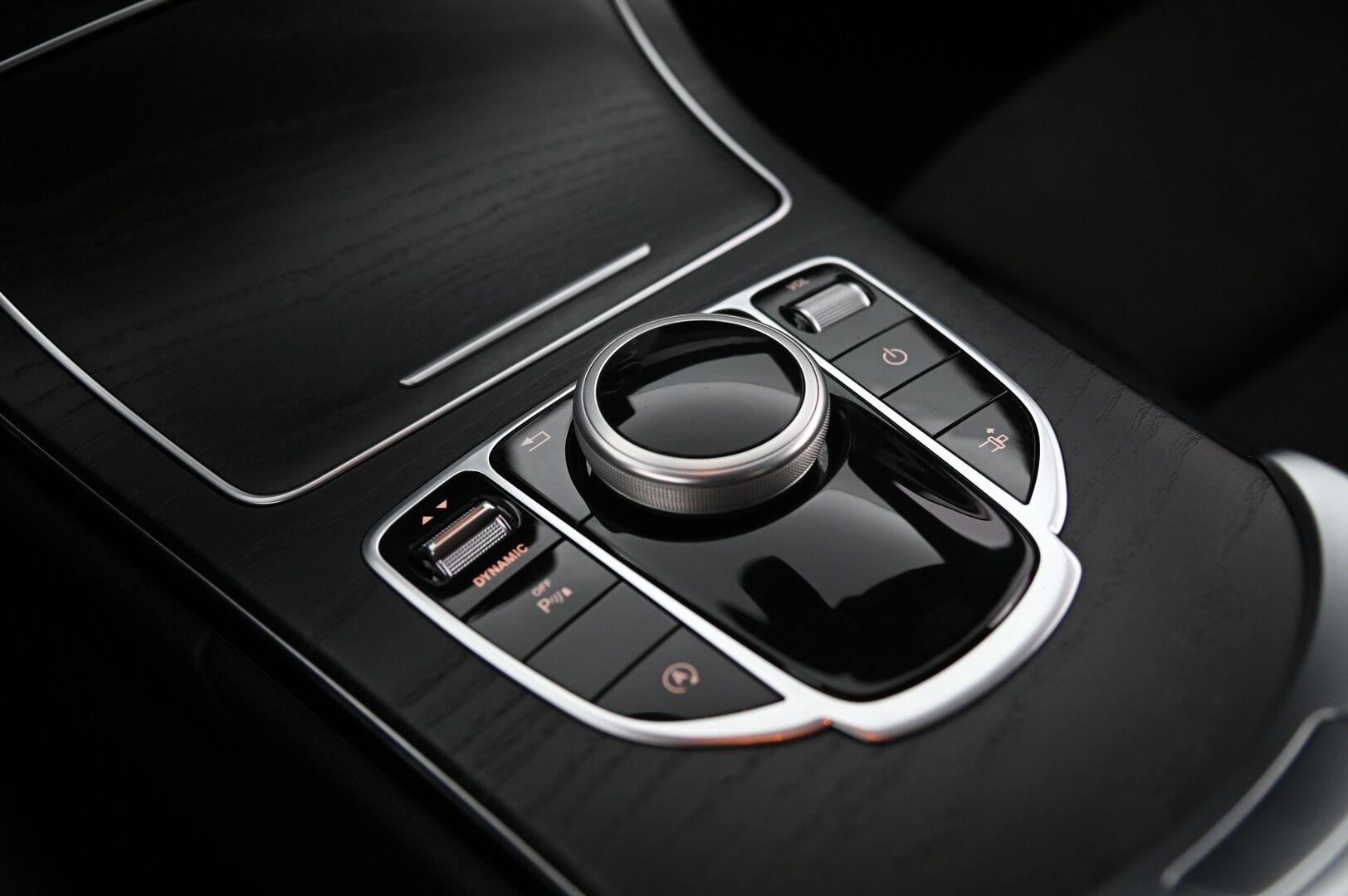 Mercedes-Benz C 2016 220 d Coupe A Business AMG * Nahka-alcantara / Sporttipenkit / ILS / Lohkolämmitin * - Suomi-auto / Juuri huollettu / Kahdet vanteet