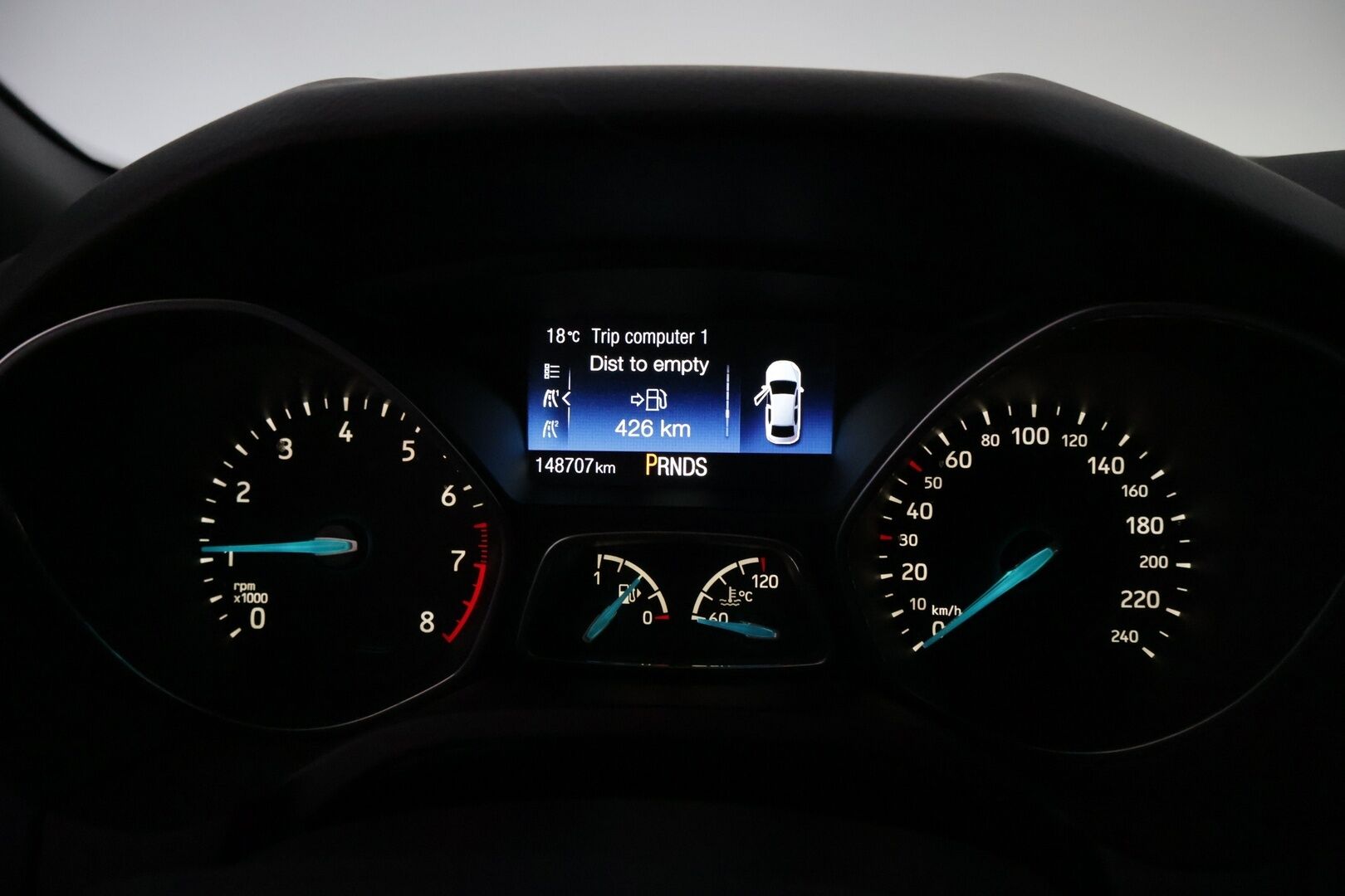 Ford Focus 2017 1,0 EcoBoost 125 hv Start/Stop A6 ST-Line Wagon *Lohko / Sporttipenkit / Lämpölasi / Suomiauto* - Näyttävä yksilö / Taloudellinen / Suomi-auto!