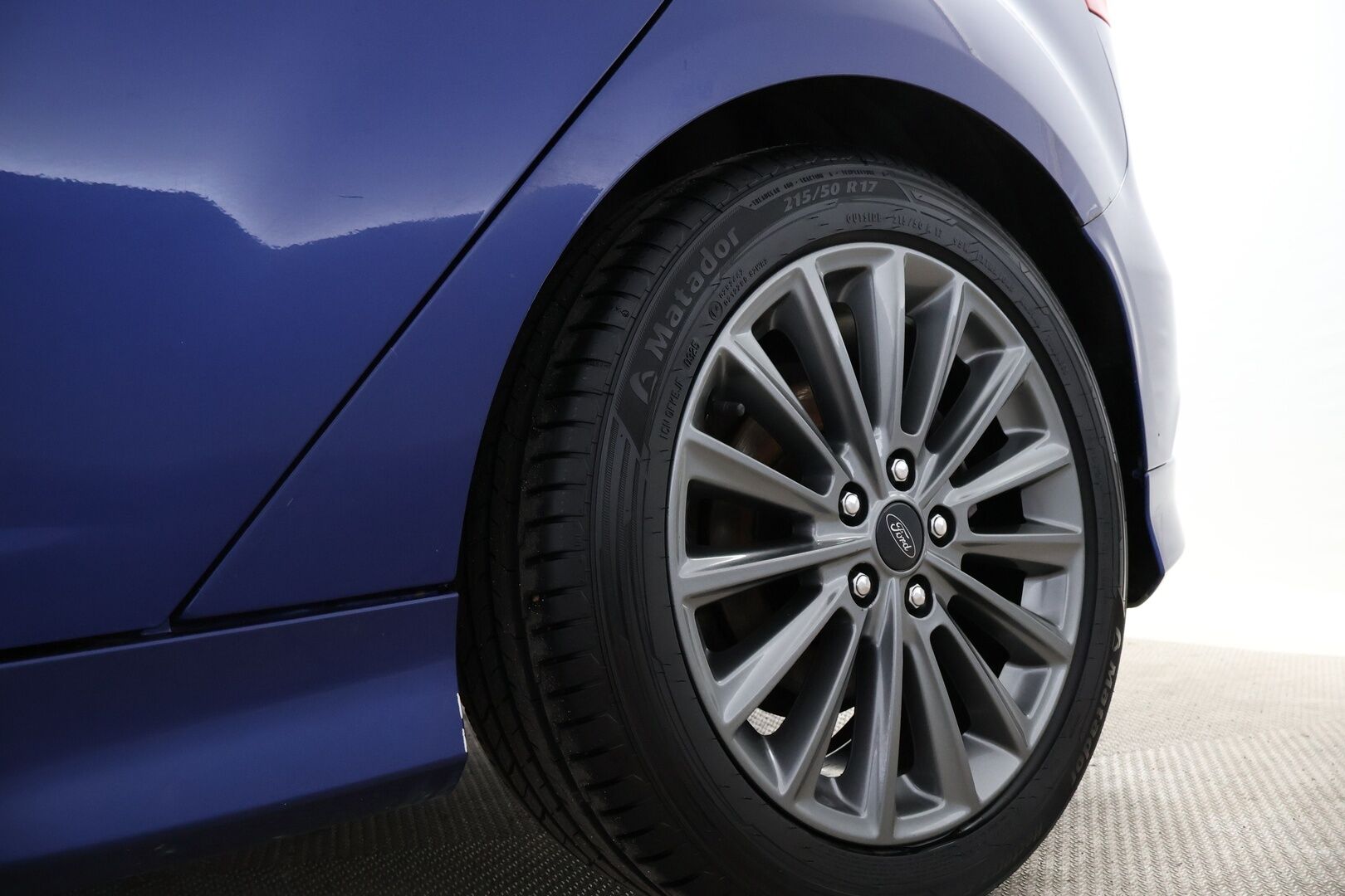 Ford Focus 2016 1,0 EcoBoost 125 hv Start/Stop A6 ST-Line 5-ovinen *MYYDÄÄN HUUTOKAUPAT.COM*