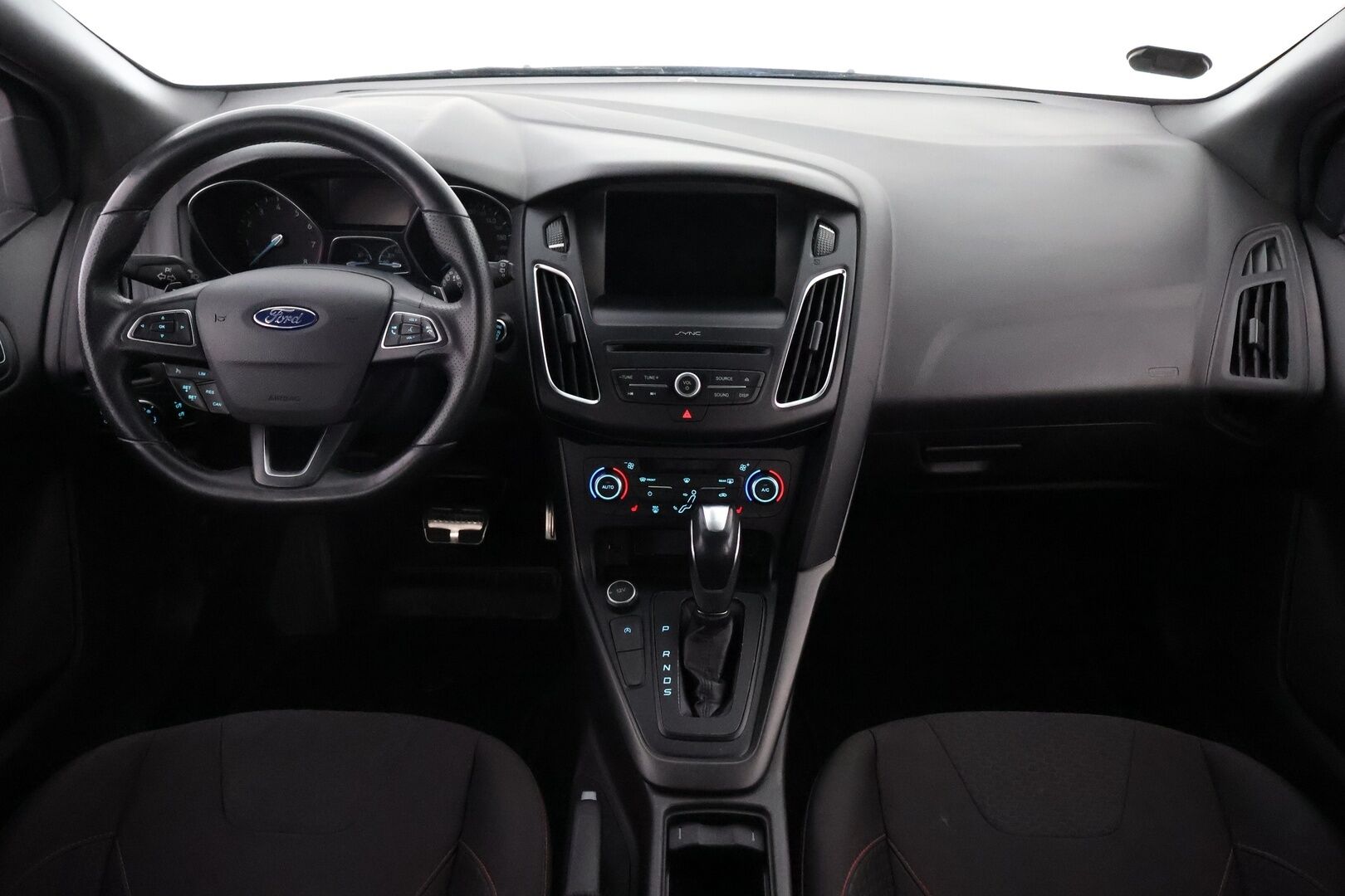 Ford Focus 2016 1,0 EcoBoost 125 hv Start/Stop A6 ST-Line 5-ovinen *MYYDÄÄN HUUTOKAUPAT.COM*