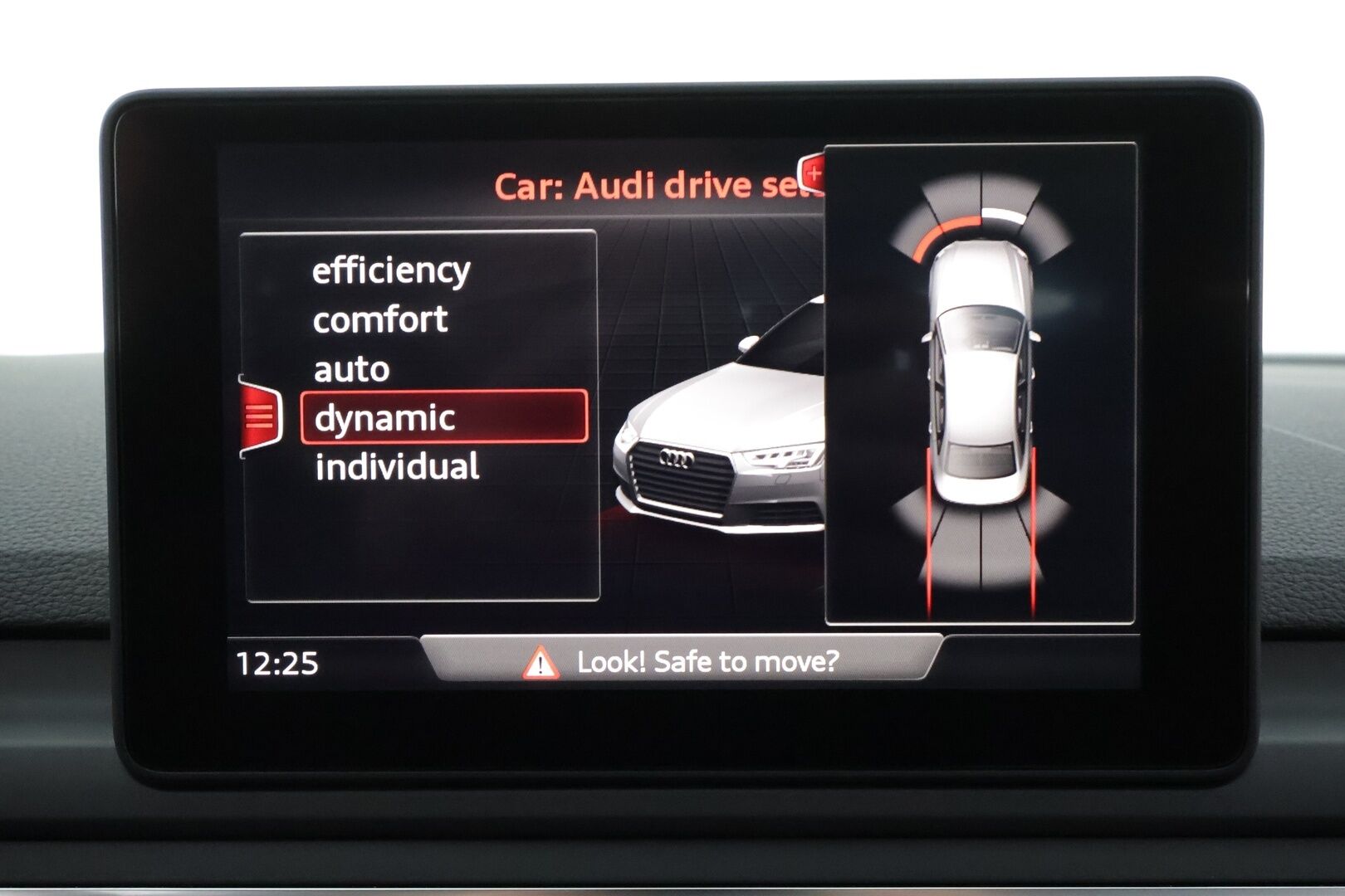 Audi A4 2016 Sedan First Edition Business Sport 2,0 TFSI 185 kW quattro S tronic * Vakkari / Webasto / Koukku / Muistipenkki / P.tutkat * - 1.Om Suomi-auto / Kahdet Renkaat - HULLUT AVAJAISHULINAT KORKOTARJOUS 3,29 %