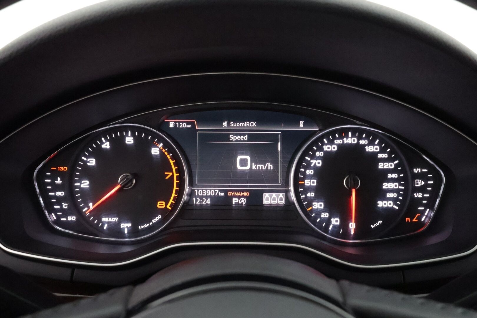 Audi A4 2016 Sedan First Edition Business Sport 2,0 TFSI 185 kW quattro S tronic * Vakkari / Webasto / Koukku / Muistipenkki / P.tutkat * - 1.Om Suomi-auto / Kahdet Renkaat - HULLUT AVAJAISHULINAT KORKOTARJOUS 3,29 %