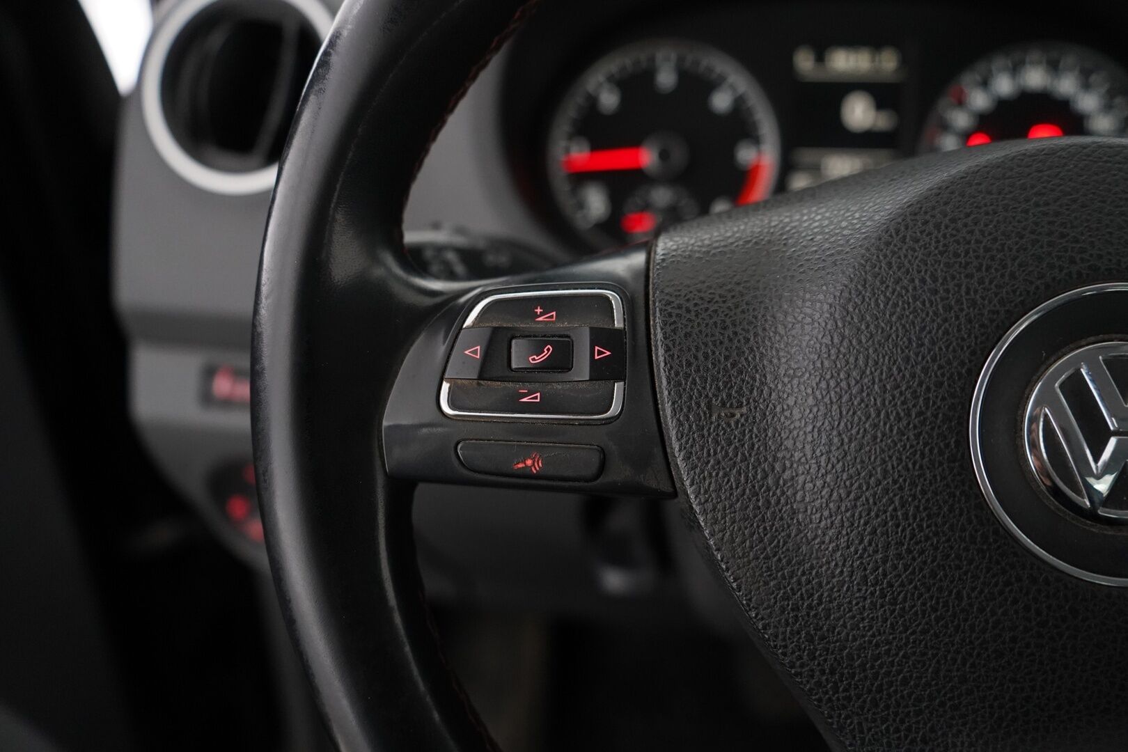 Volkswagen Amarok 2014 DC Canyon 3h-takapenkein 2,0 TDI 132kW 4MOTION Autom. 3040kg - Huutokaupat.com