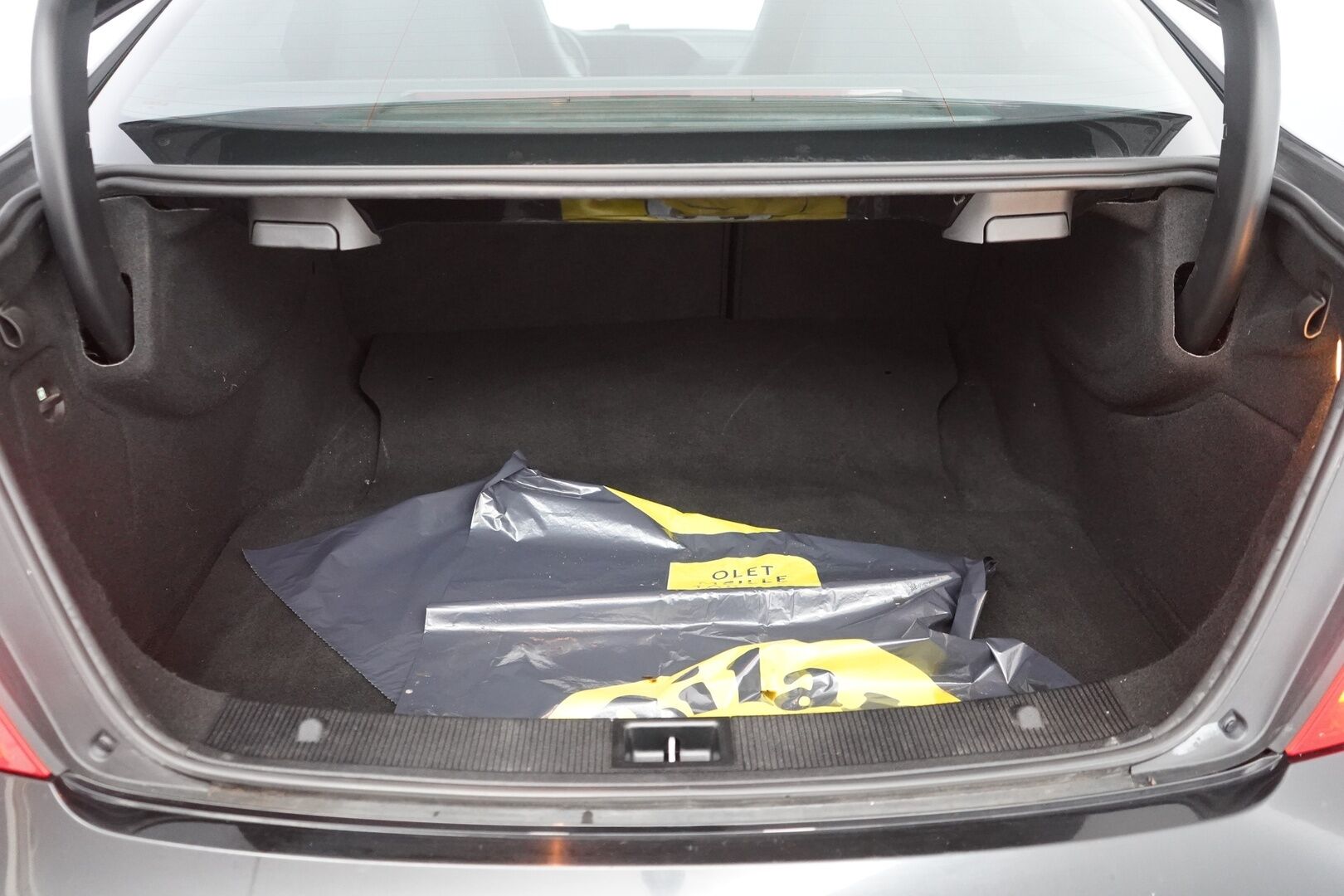 Mercedes-Benz C 2012 220 CDI Coupé AMG A - Juuri saapunut | AMG | Kahdet renkaat aluvantein | Panorama | Sportti penkit | Vetokoukku | Säntilliset huollot | - KORKO VAIN 3,99 %