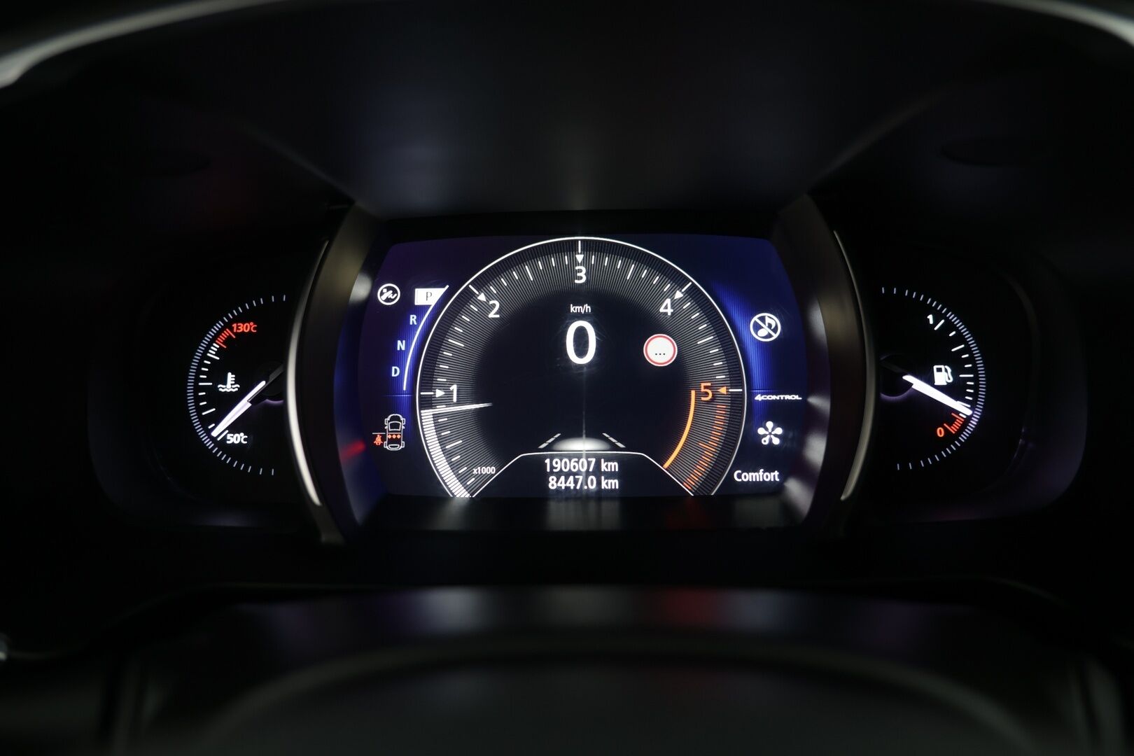 Renault Talisman 2017 Sport Tourer dCi 160 Twin Turbo EDC-aut Business - *HUD / ACC / Hierova istuin / LED / Blis / Navi / Sähk. Luukku / Kamera / 360-Tutkat / Lohko / Puolinahka*