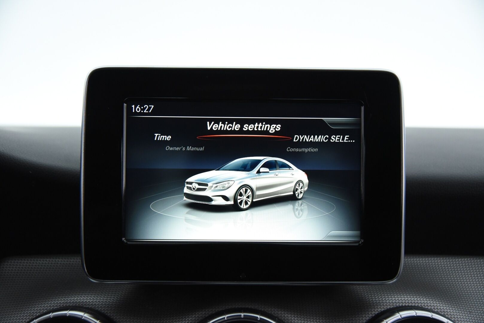 Mercedes-Benz CLA 2016 180 A Premium Business / Suomi auto / P-kamera / Vakkari - Merkkihuollettu / 2x renkaat