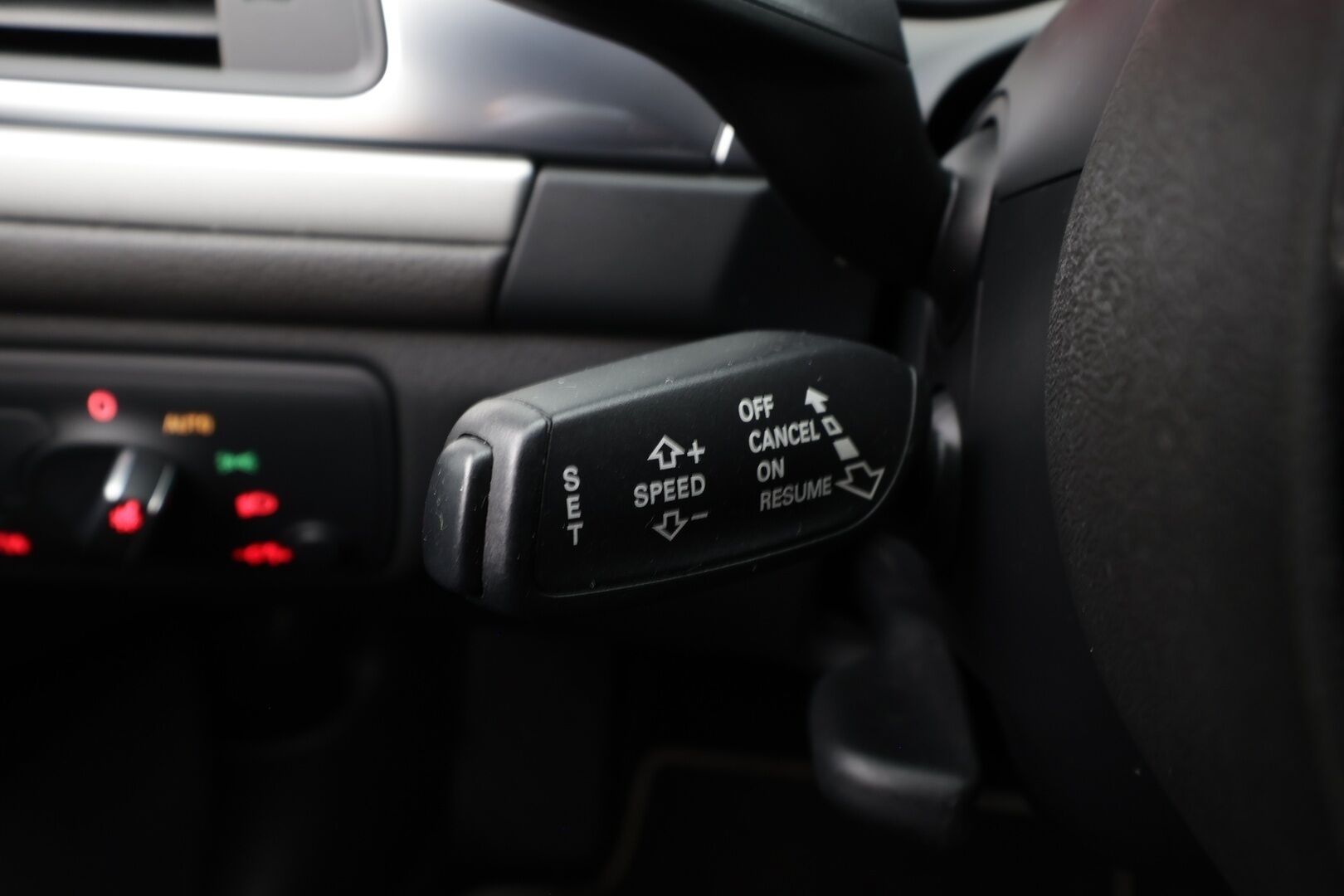 Audi A6 2017 Avant Business Sport 2,0 TDI 140 kW quattro S tronic * Vakkari / P.kamera / LED / Webasto / Koukku * - Suomi-auto / Kahdet renkaat aluvanteilla - HULLU BLACKWEEK KORKOTARJOUS 2,49%