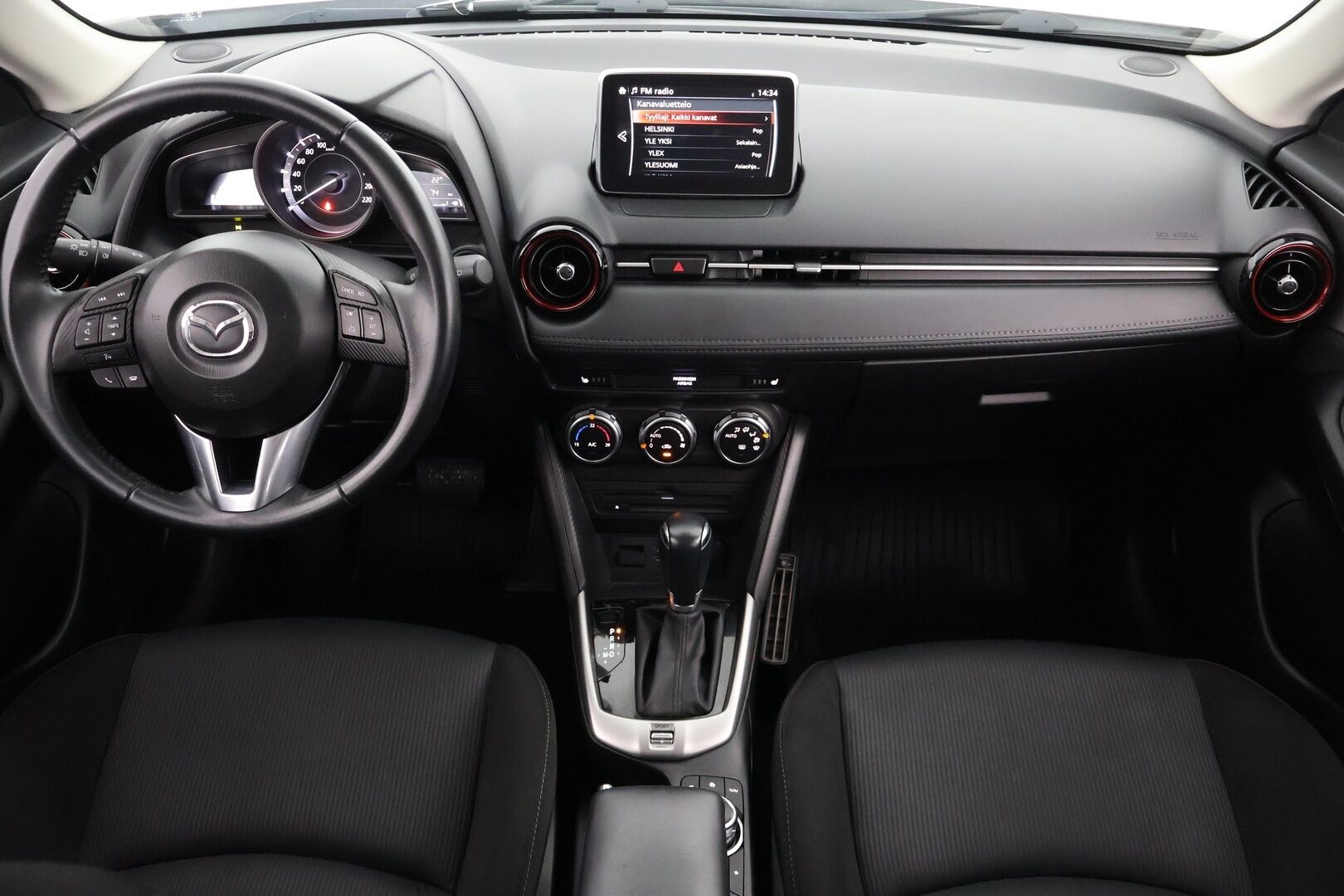 Mazda CX-3 2017 2,0 (120) SKYACTIV-G Premium 6AT EC1 - Suomi-auto | Vakkari | KeyLess | Peruutuskamera | Lohkolämmitin | Navi |