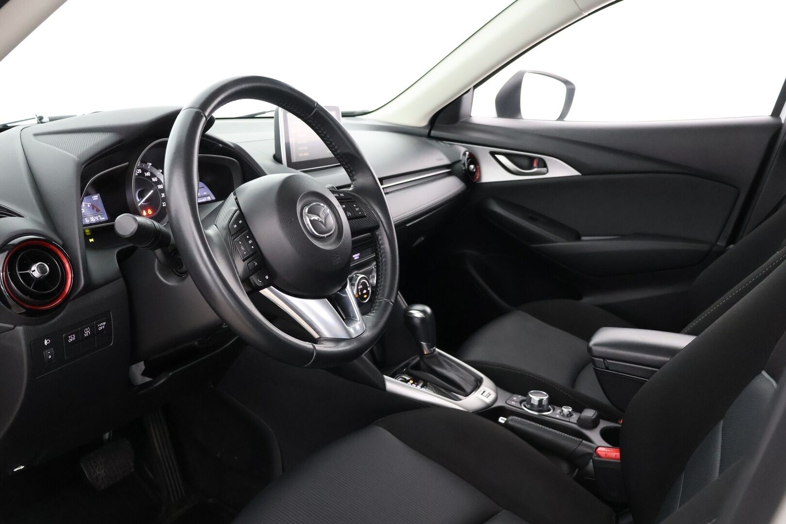 Mazda CX-3 2017 2,0 (120) SKYACTIV-G Premium 6AT EC1 - Suomi-auto | Vakkari | KeyLess | Peruutuskamera | Lohkolämmitin | Navi |