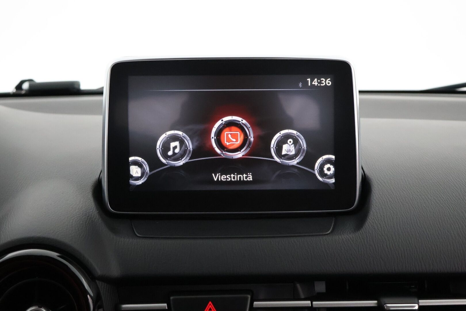 Mazda CX-3 2017 2,0 (120) SKYACTIV-G Premium 6AT EC1 - Suomi-auto | Vakkari | KeyLess | Peruutuskamera | Lohkolämmitin | Navi |
