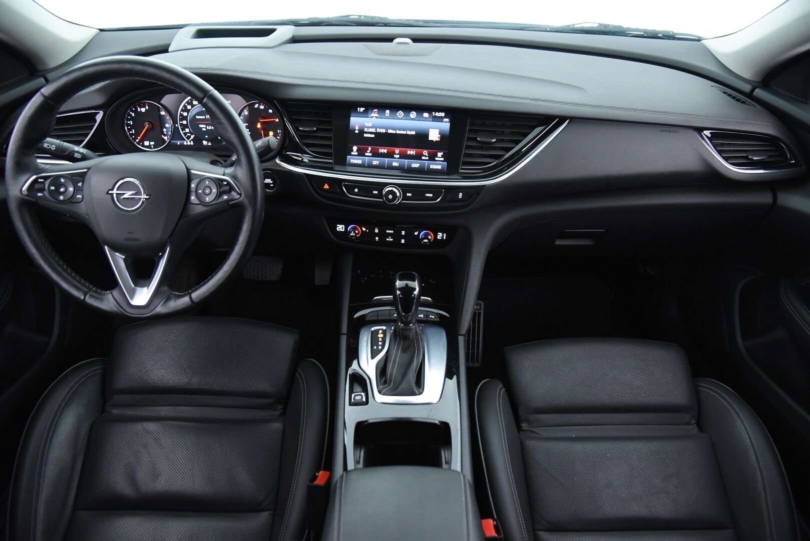 Opel Insignia 2017 Grand Sport Innovation 1,6 CDTI ECOTEC Start/Stop 100kW AT6 - 3,99 % KORKOTARJOUS TÄHÄN AUTOON - 31.5. ASTI! - AGR-istuimet / HUD / Adapt.vak / Matrix-LED / Nahkaverhoilu / P-kamera / 