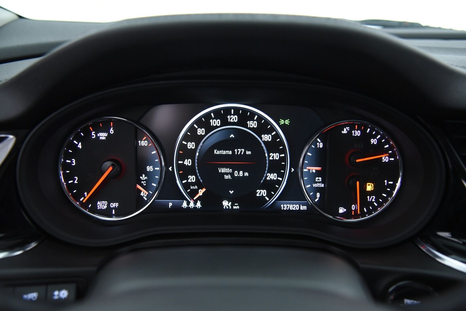 Opel Insignia 2017 Grand Sport Innovation 1,6 CDTI ECOTEC Start/Stop 100kW AT6 - 3,99 % KORKOTARJOUS TÄHÄN AUTOON - 31.5. ASTI! - AGR-istuimet / HUD / Adapt.vak / Matrix-LED / Nahkaverhoilu / P-kamera / 